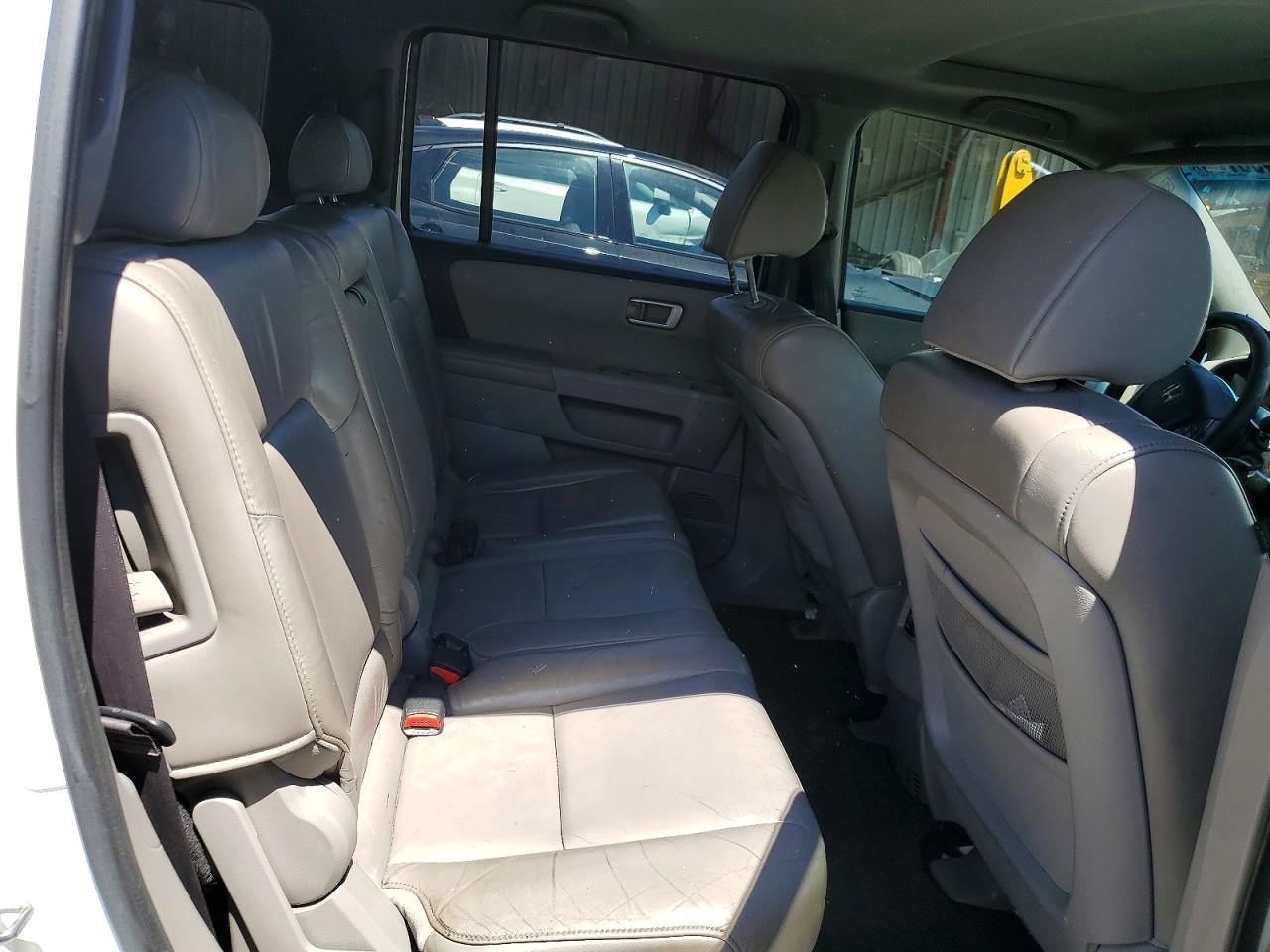 2011 Honda Pilot Exl White vin: 5FNYF3H5XBB028461