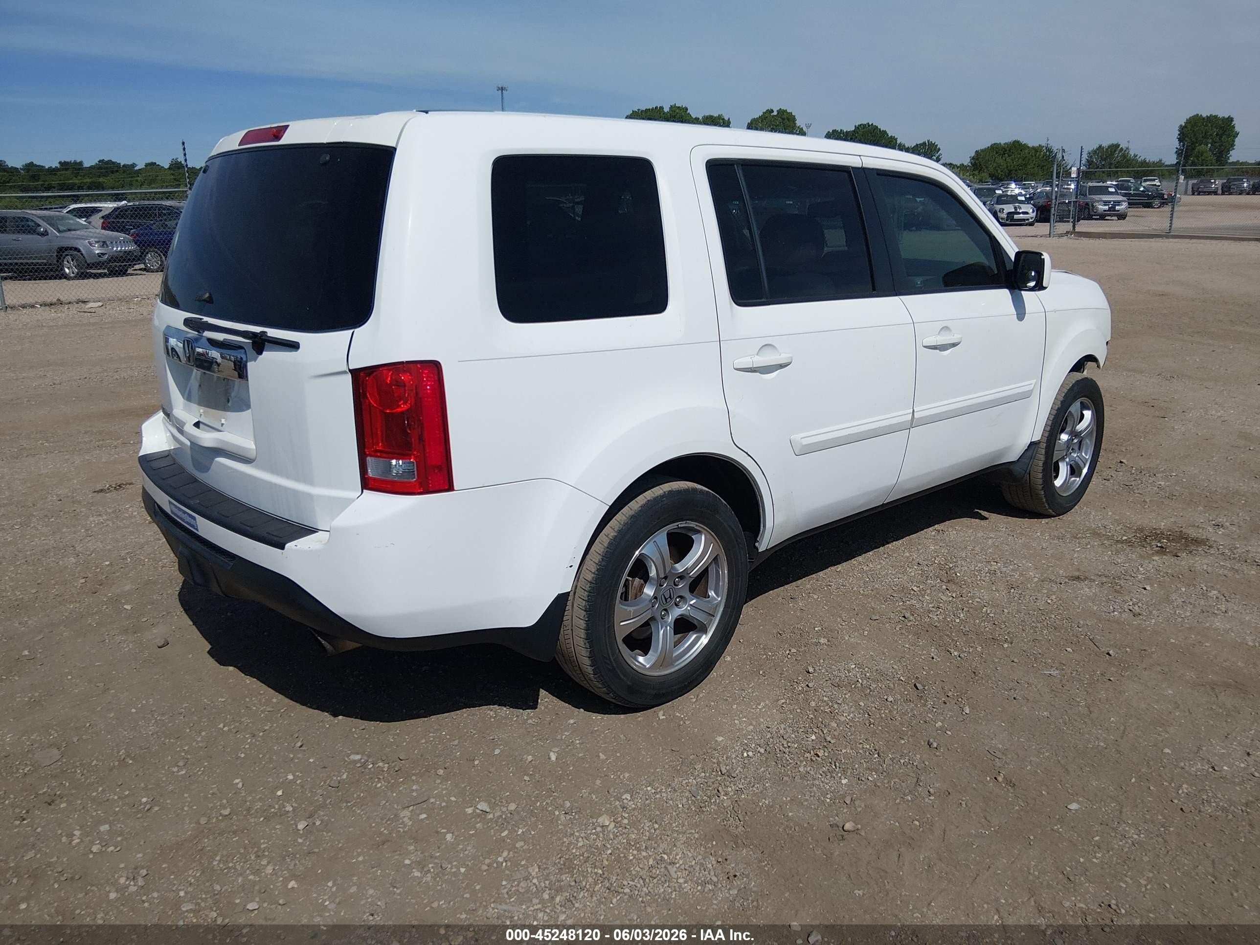 2012 Honda Pilot Ex-l White vin: 5FNYF3H5XCB020779