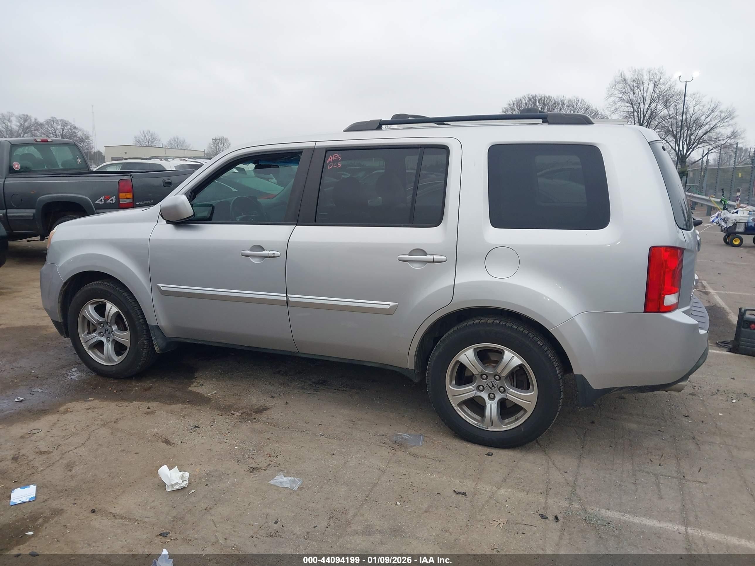 2012 Honda Pilot Ex-l Gray vin: 5FNYF3H5XCB022192