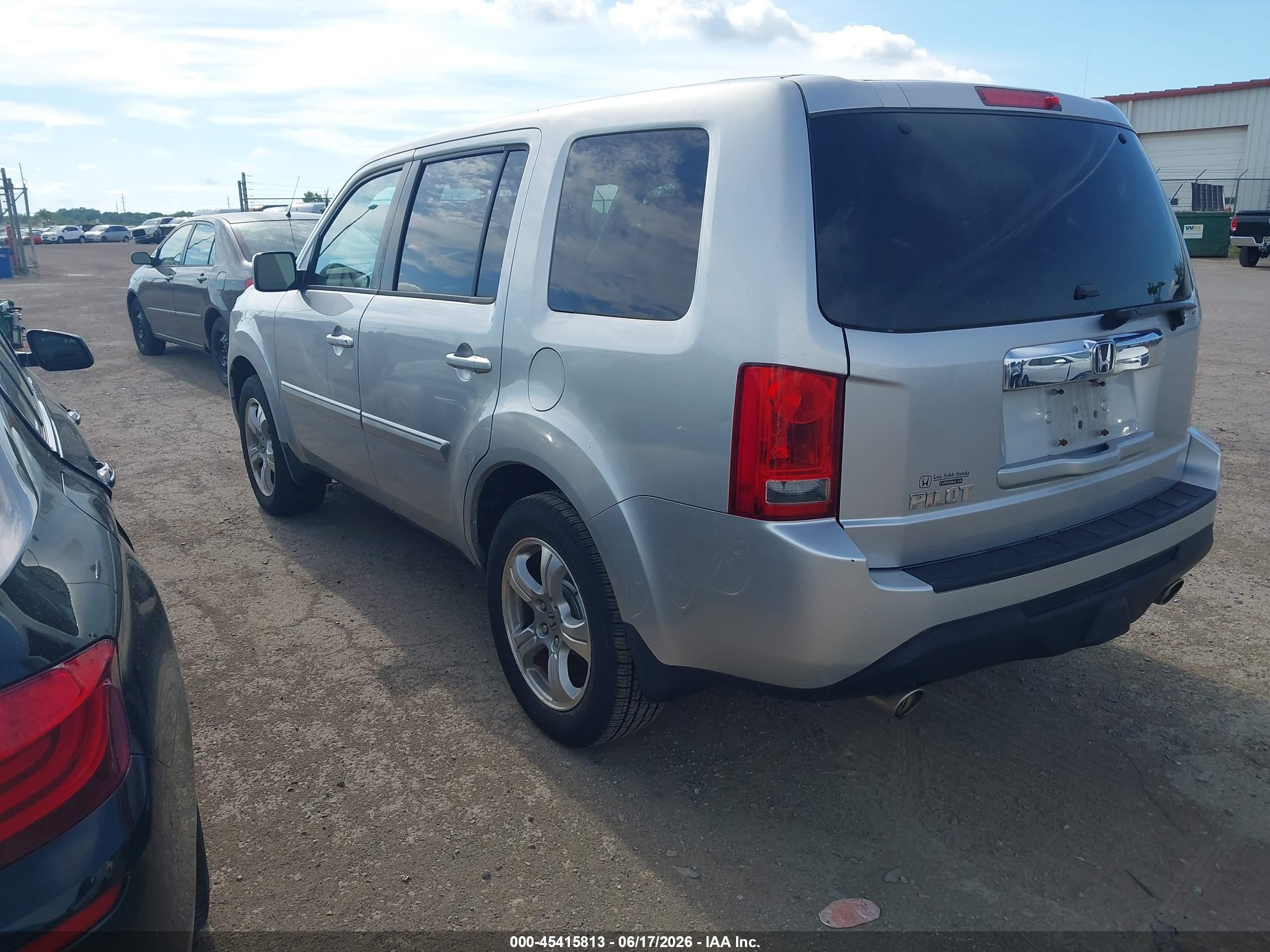 2014 Honda Pilot Ex-l Серебряный vin: 5FNYF3H5XEB001846