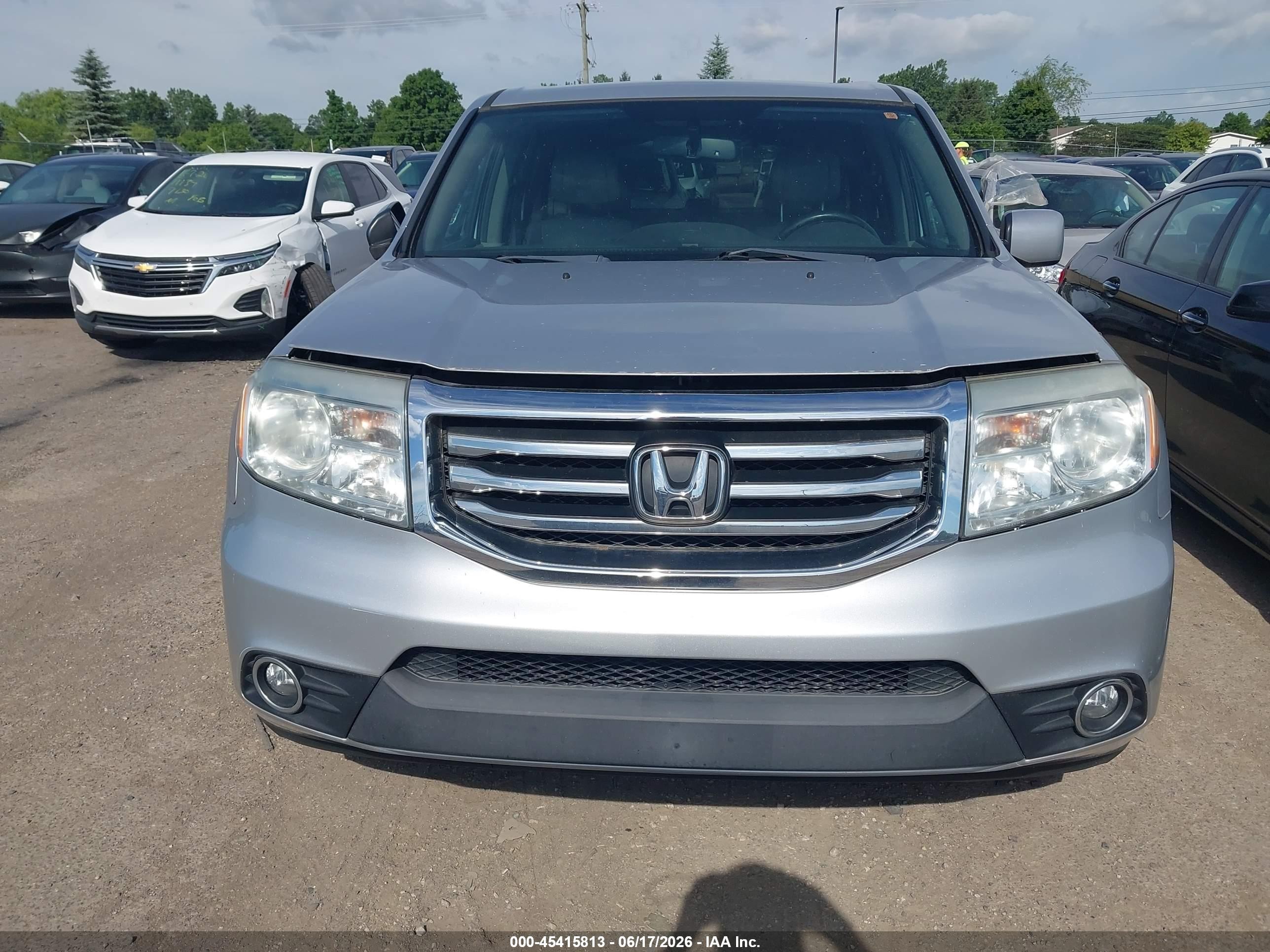 2014 Honda Pilot Ex-l Серебряный vin: 5FNYF3H5XEB001846