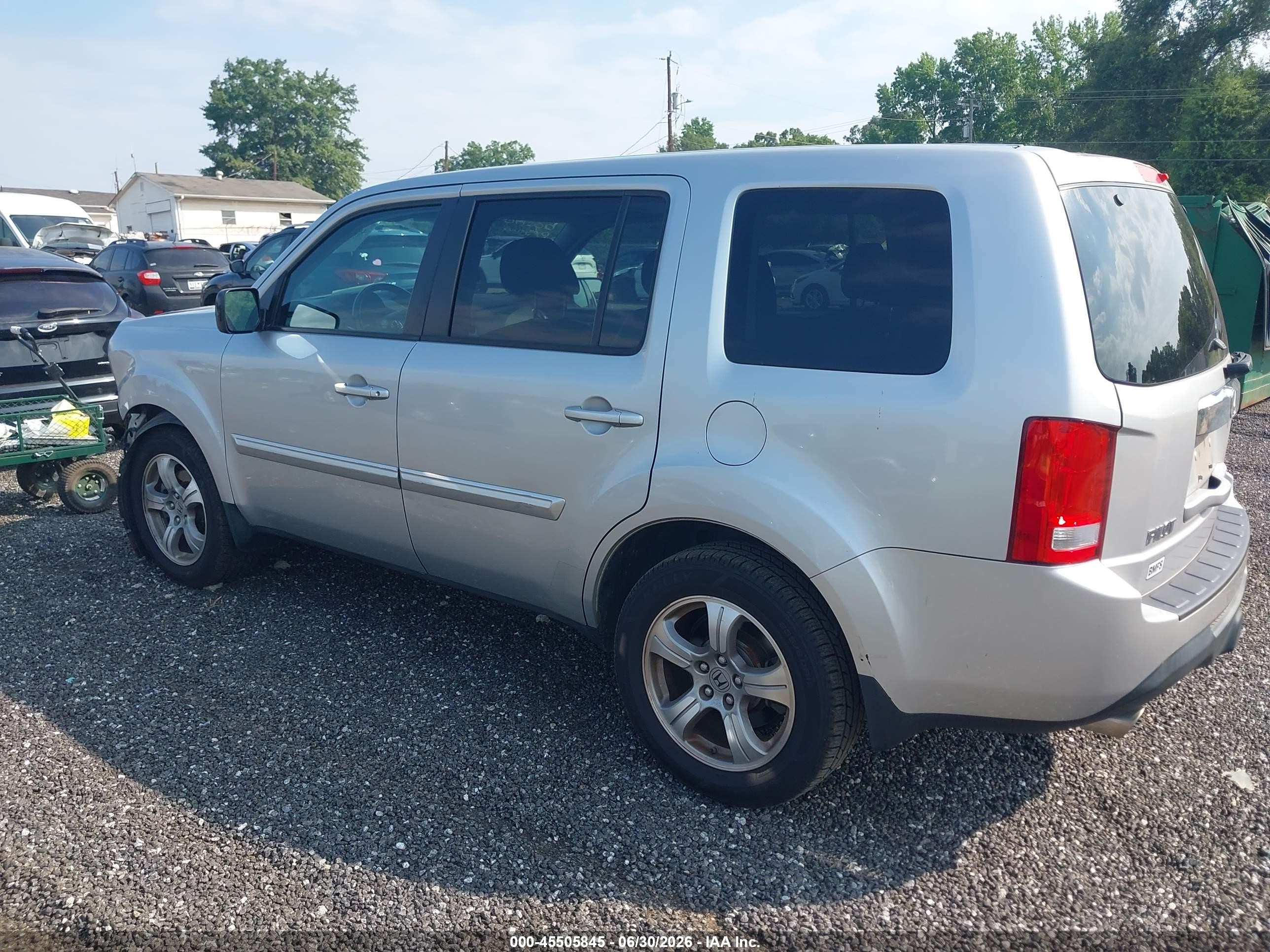 2014 Honda Pilot Ex-l Silver vin: 5FNYF3H5XEB017612