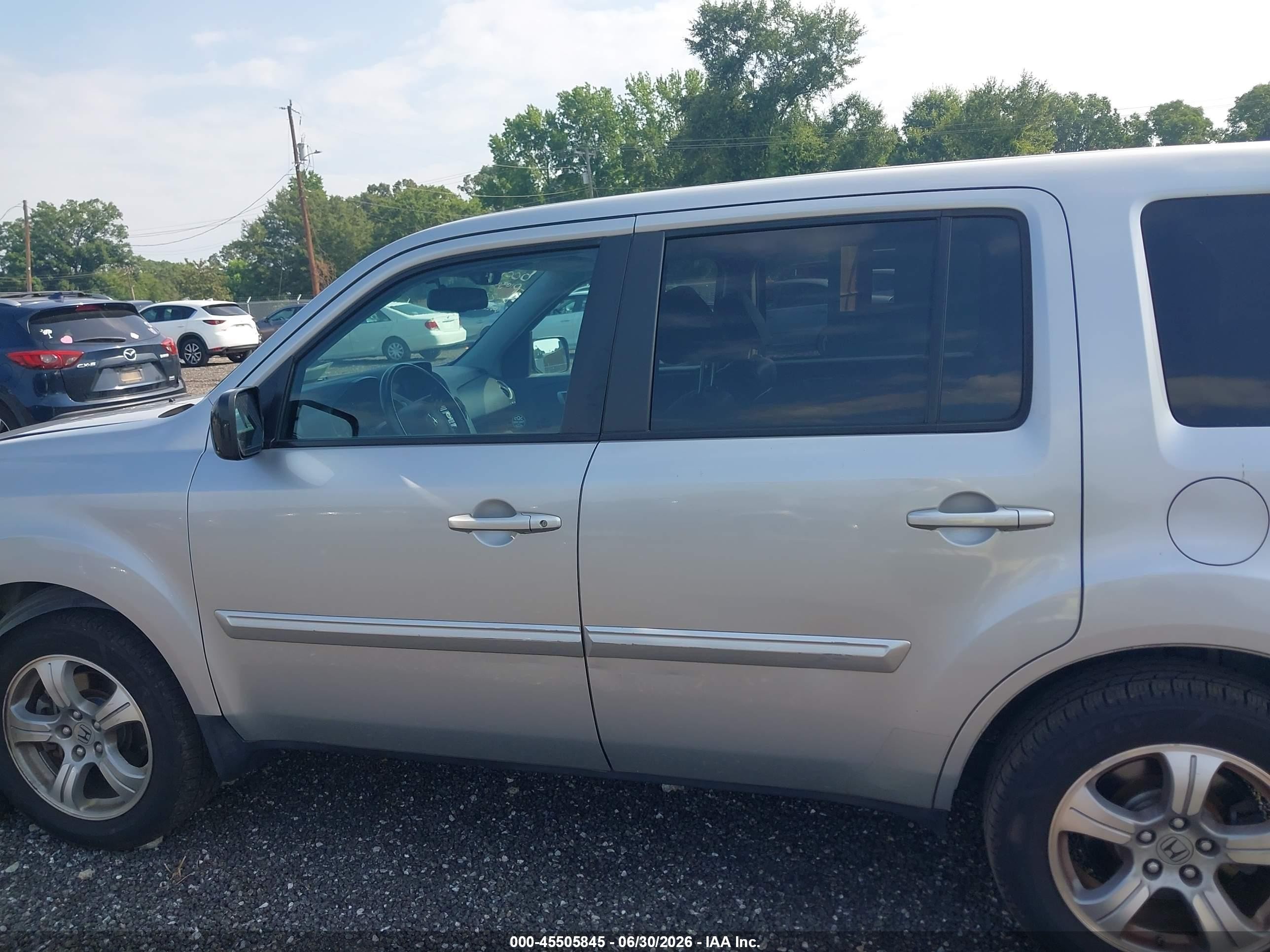 2014 Honda Pilot Ex-l Silver vin: 5FNYF3H5XEB017612