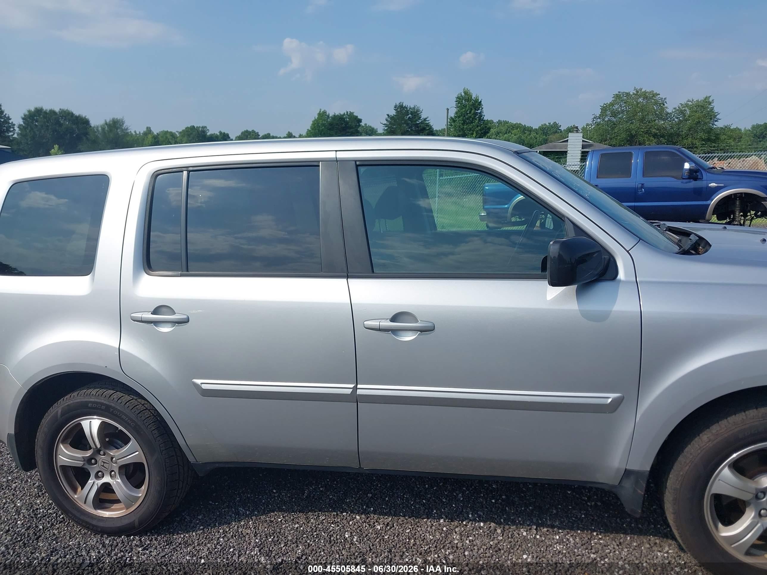 2014 Honda Pilot Ex-l Silver vin: 5FNYF3H5XEB017612