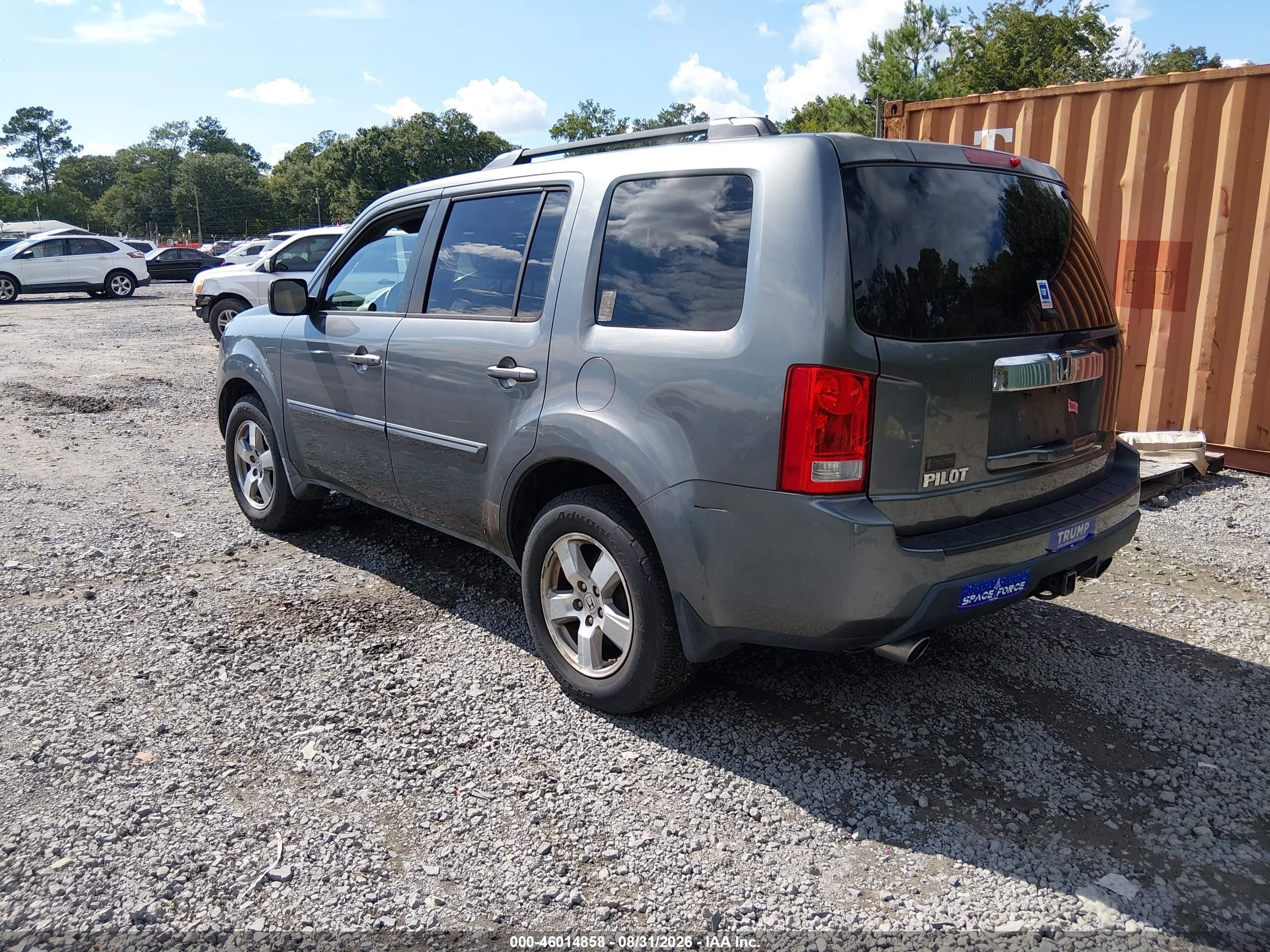 2011 Honda Pilot Ex-l Gray vin: 5FNYF3H60BB005506