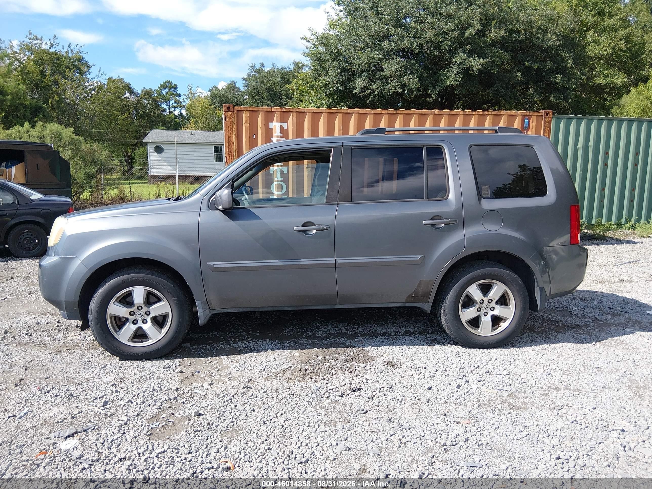 2011 Honda Pilot Ex-l Gray vin: 5FNYF3H60BB005506