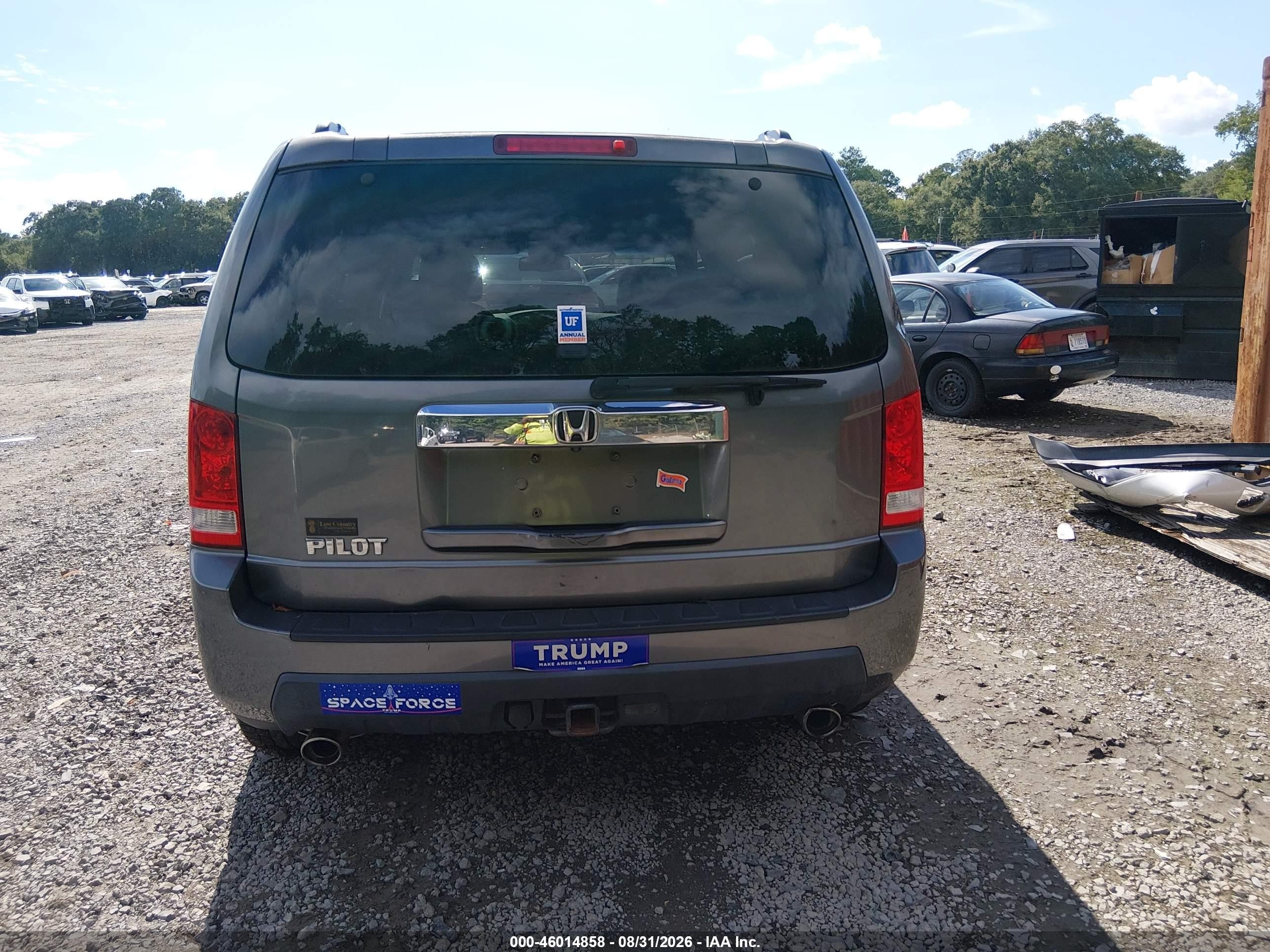 2011 Honda Pilot Ex-l Gray vin: 5FNYF3H60BB005506