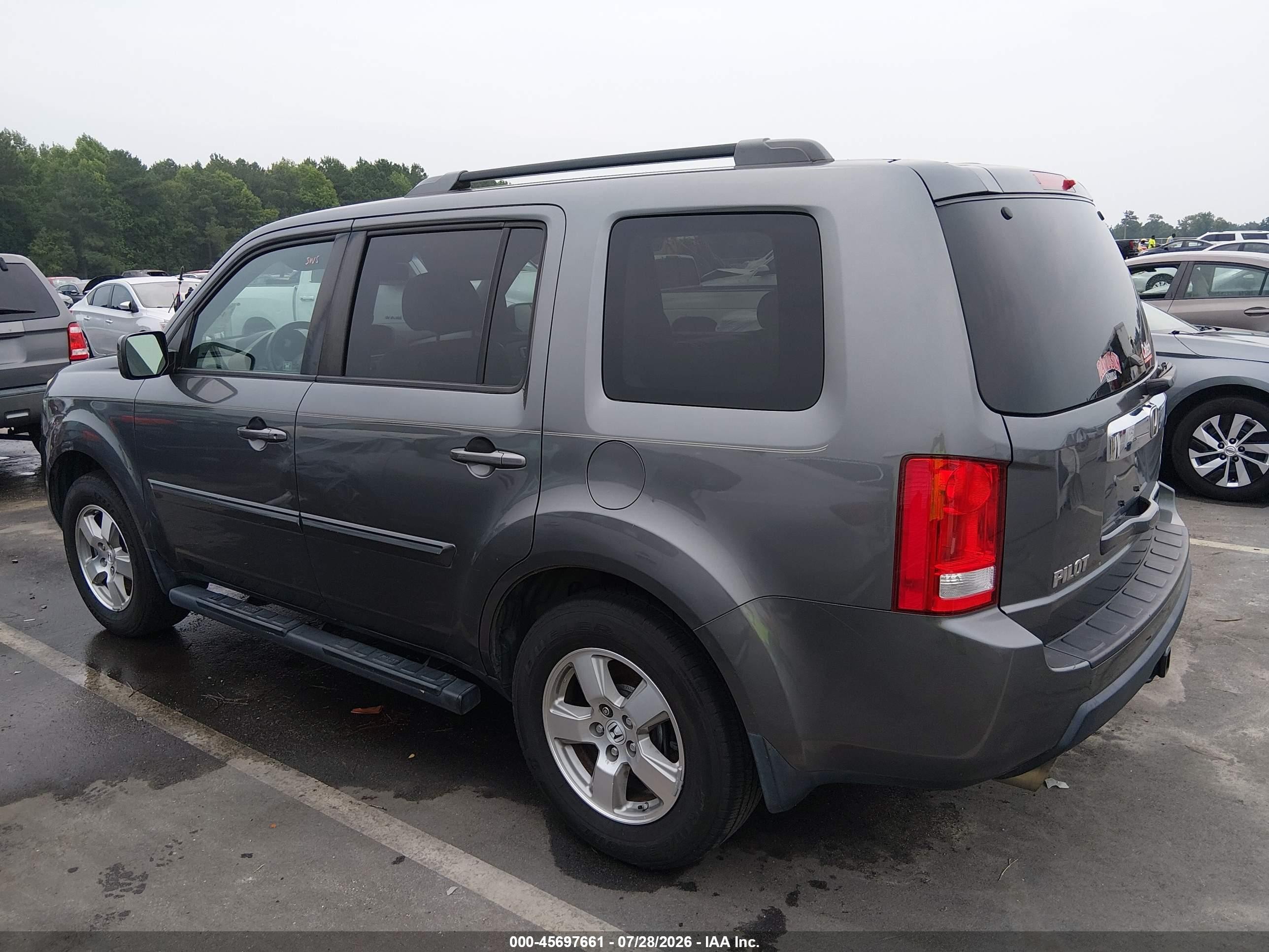 2011 Honda Pilot Ex-l Gray vin: 5FNYF3H61BB038580