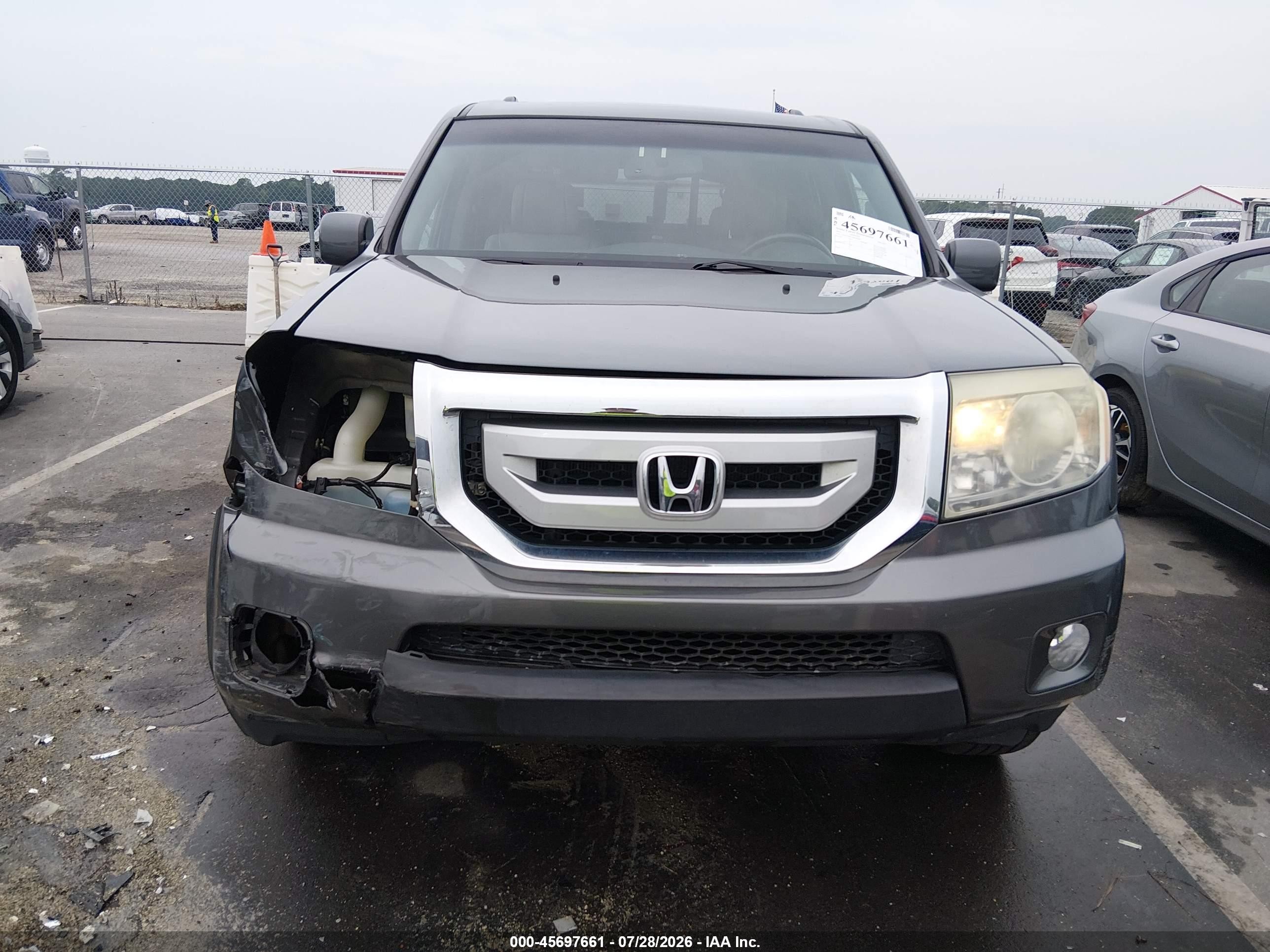 2011 Honda Pilot Ex-l Gray vin: 5FNYF3H61BB038580