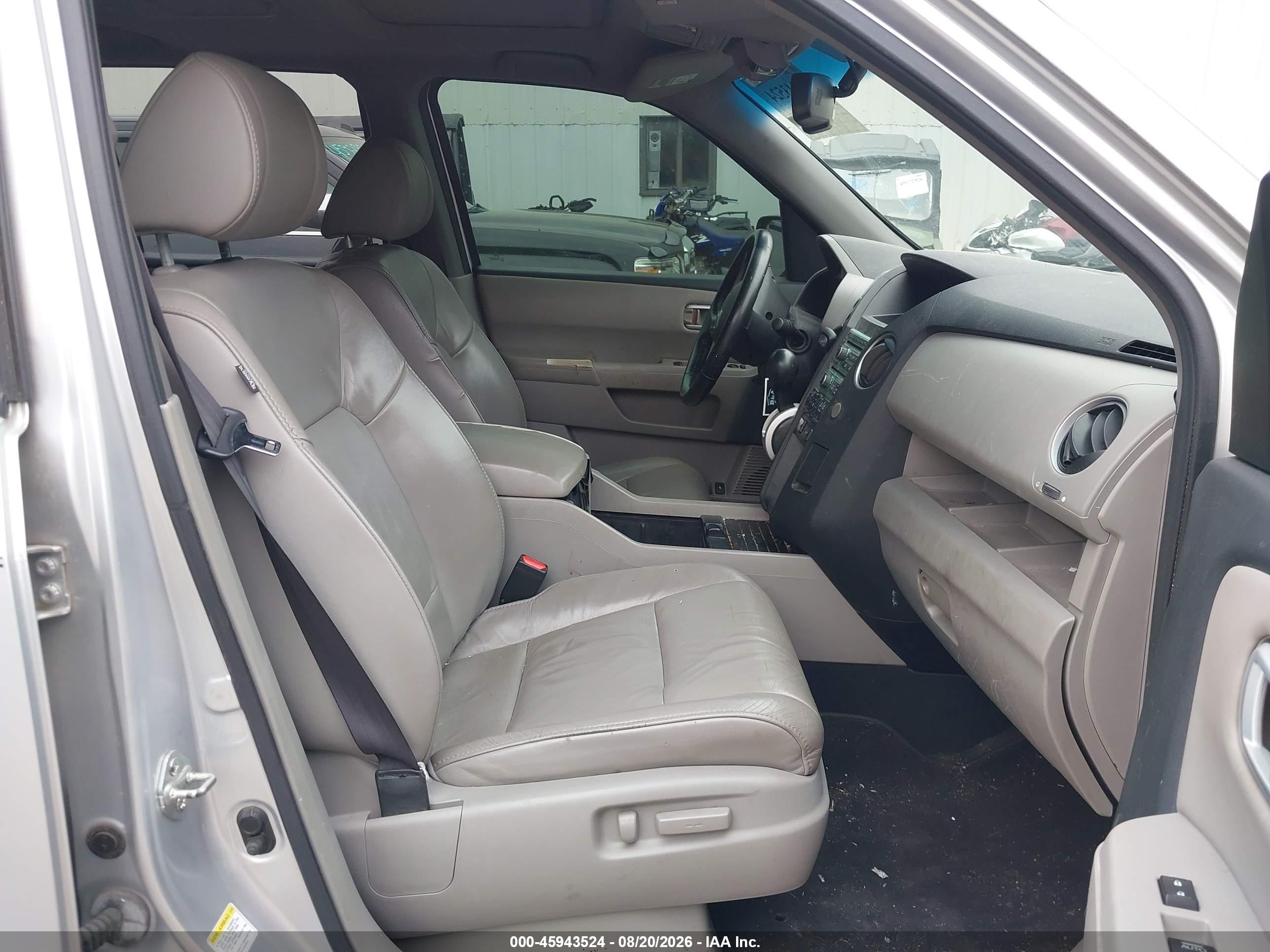 2011 Honda Pilot Ex-l Silver vin: 5FNYF3H61BB041317