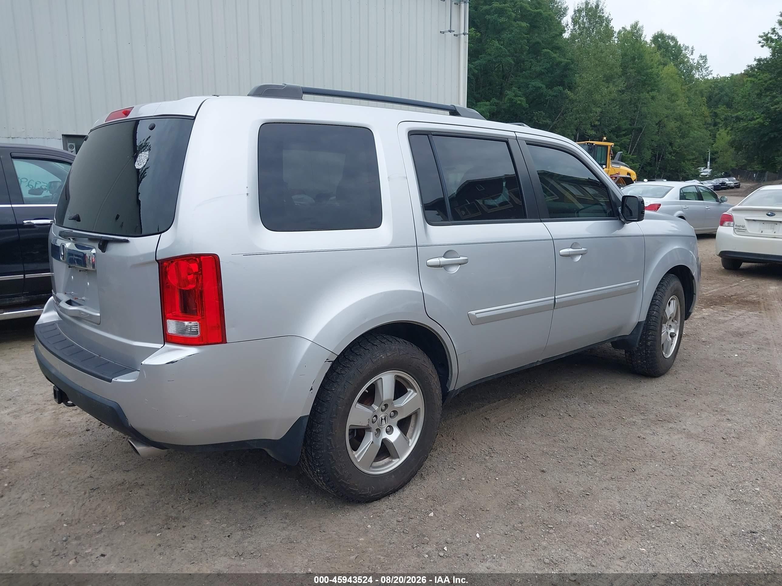 2011 Honda Pilot Ex-l Silver vin: 5FNYF3H61BB041317