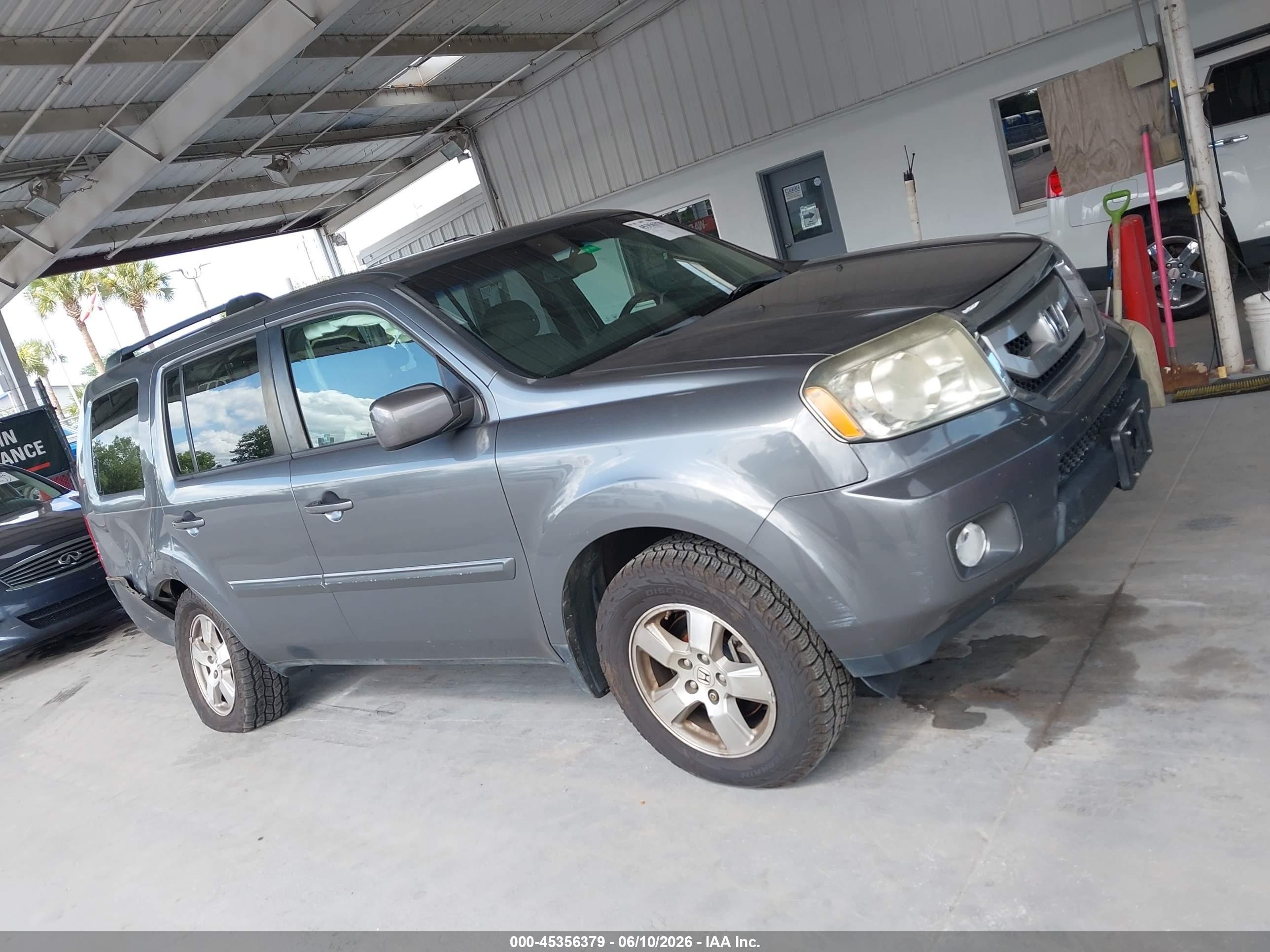 2011 Honda Pilot Ex-l Gray vin: 5FNYF3H61BB046243