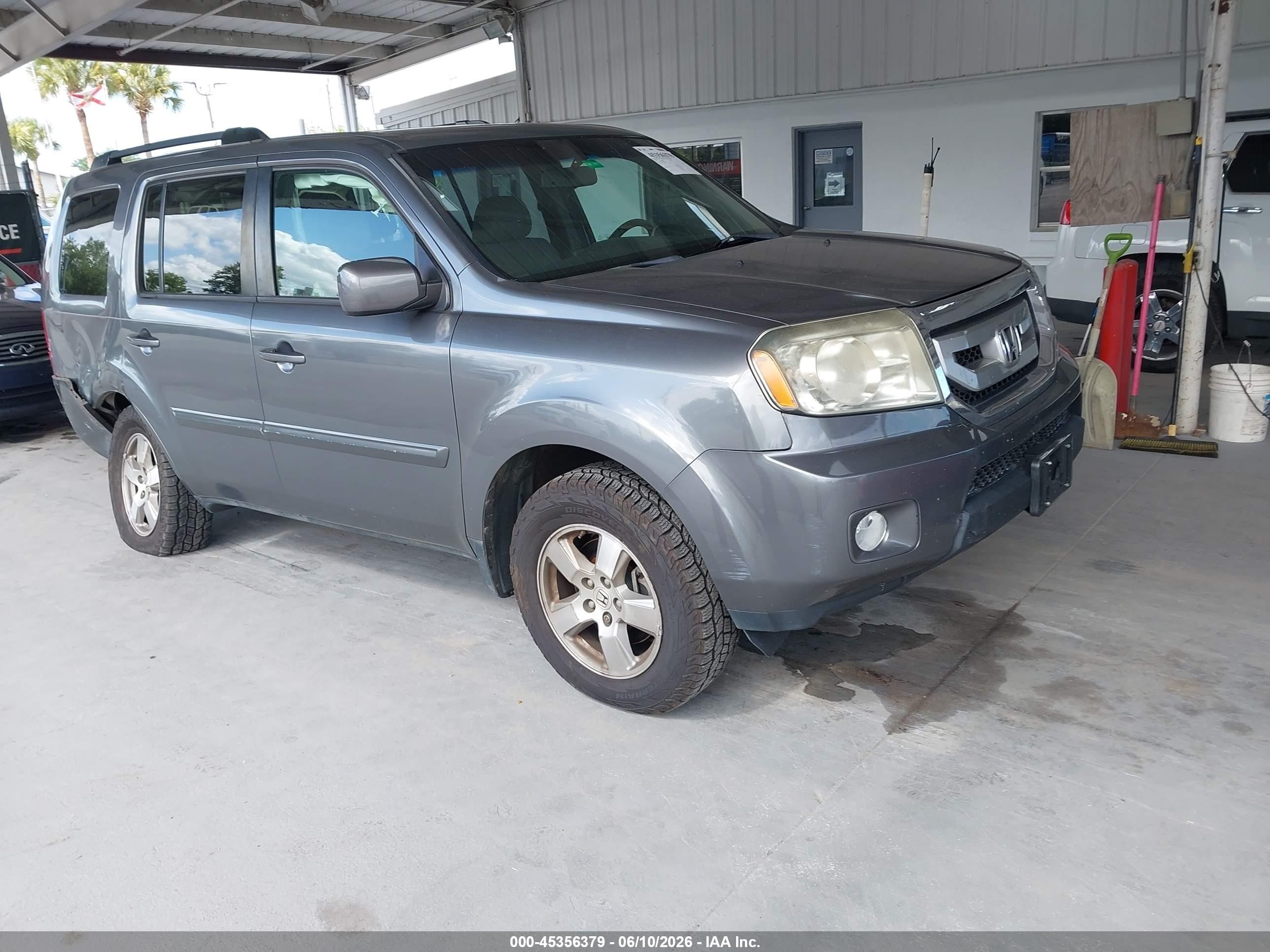 2011 Honda Pilot Ex-l Gray vin: 5FNYF3H61BB046243