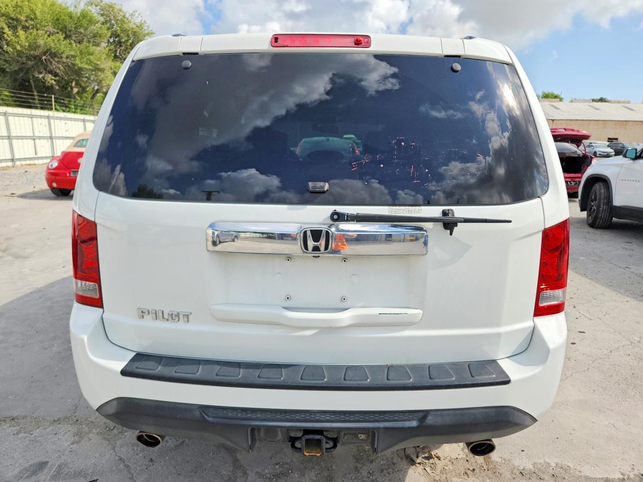 2012 Honda Pilot Exl White vin: 5FNYF3H61CB006245