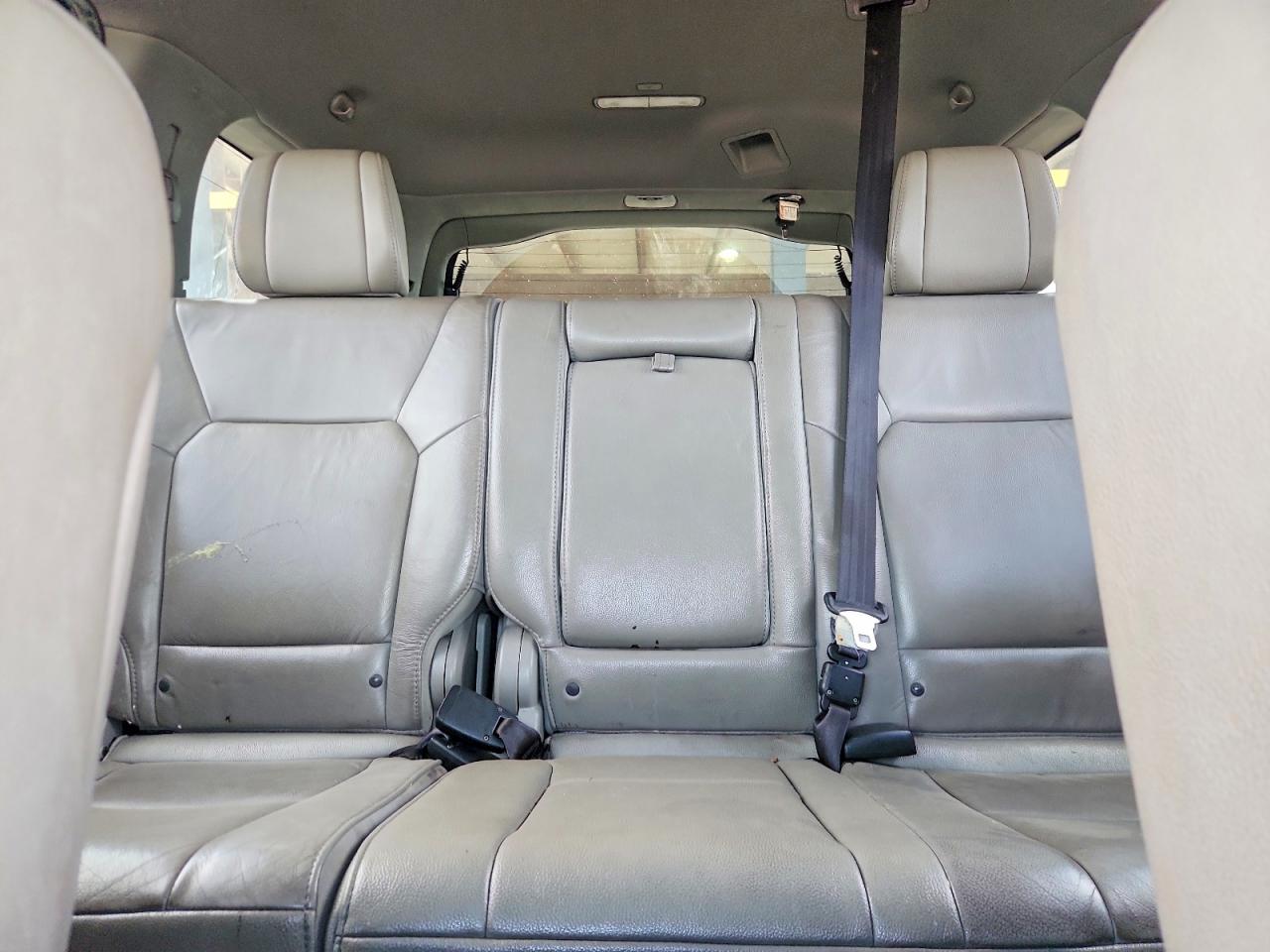 2012 Honda Pilot Exl Белый vin: 5FNYF3H61CB014099