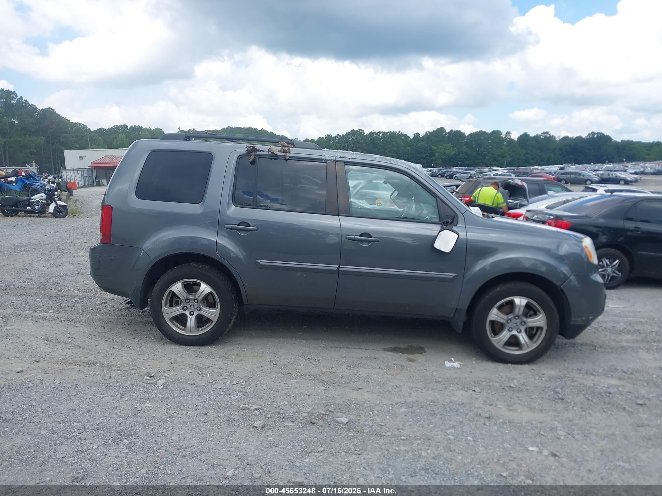 2013 Honda Pilot Ex-l Gray vin: 5FNYF3H62DB023329