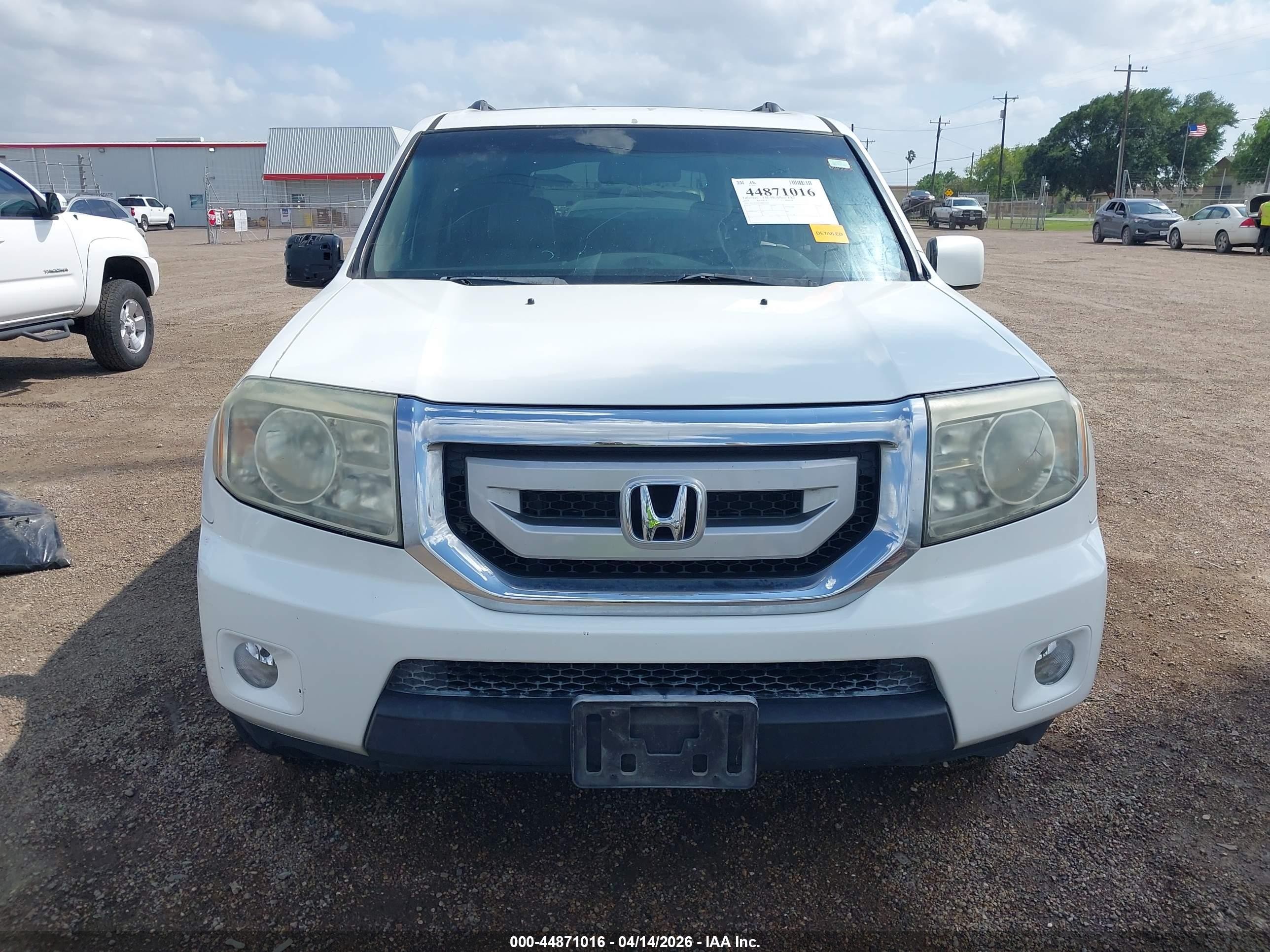 2011 Honda Pilot Ex-l White vin: 5FNYF3H63BB020095