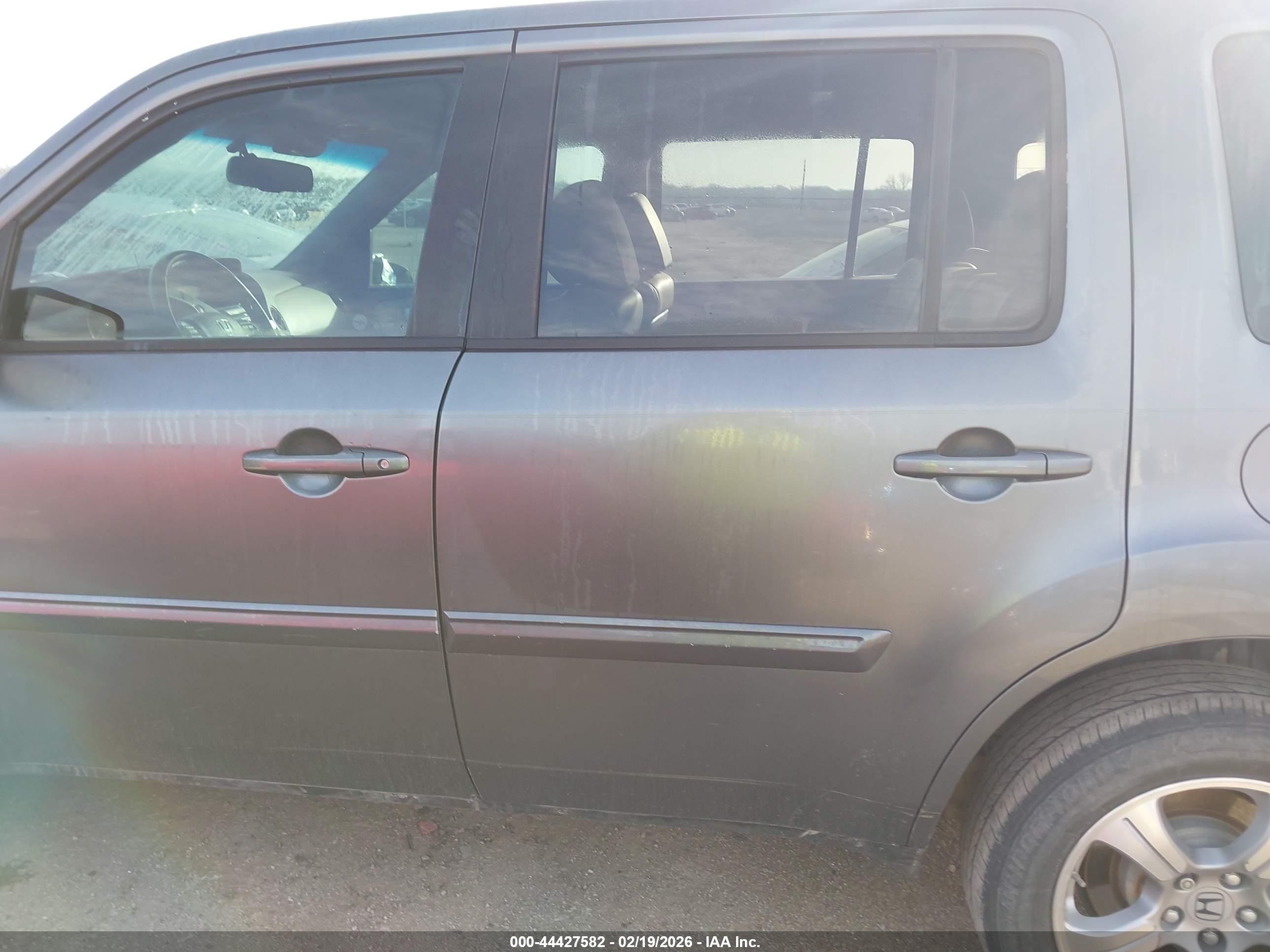 2013 Honda Pilot Ex-l Gray vin: 5FNYF3H63DB037014