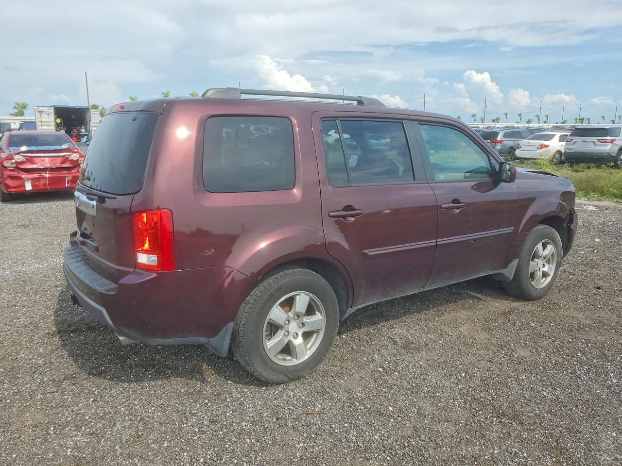 2011 Honda Pilot Exl Burgundy vin: 5FNYF3H64BB027718