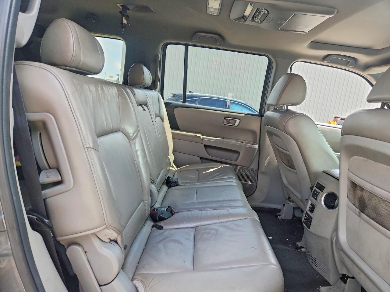 2011 Honda Pilot Exl Gray vin: 5FNYF3H64BB033034
