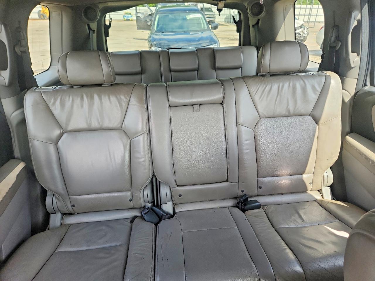 2011 Honda Pilot Exl Gray vin: 5FNYF3H64BB033034