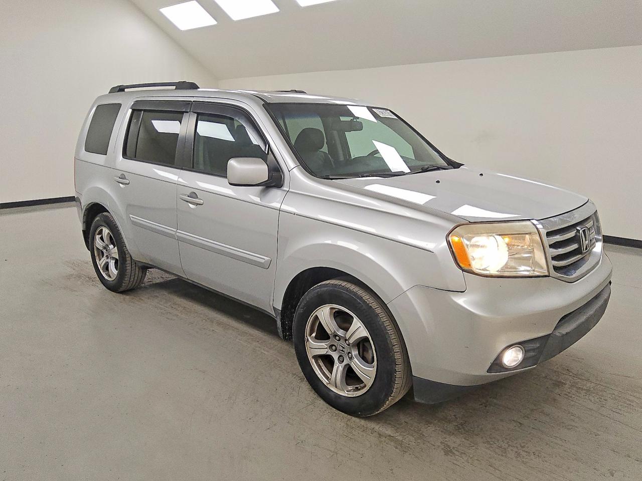 2014 Honda Pilot Exl Silver vin: 5FNYF3H64EB005190
