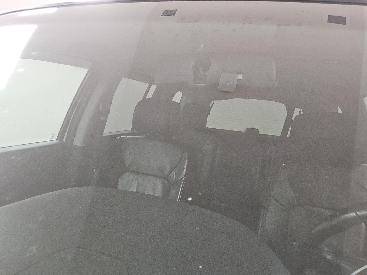 2014 Honda Pilot Exl Silver vin: 5FNYF3H64EB005190 Damage: Windshield, Pitted, Acceptable