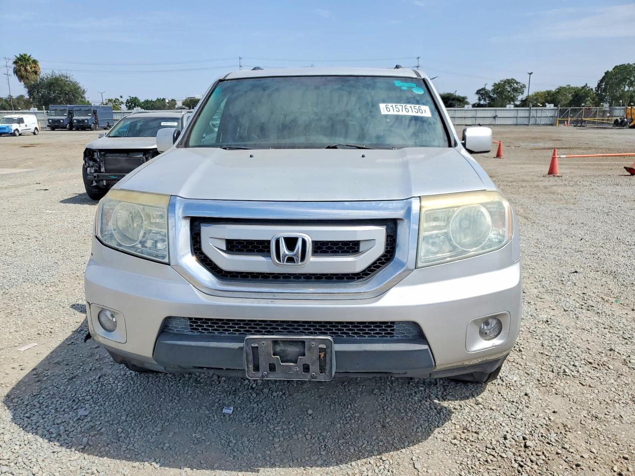 2011 Honda Pilot Exl Silver vin: 5FNYF3H65BB005520