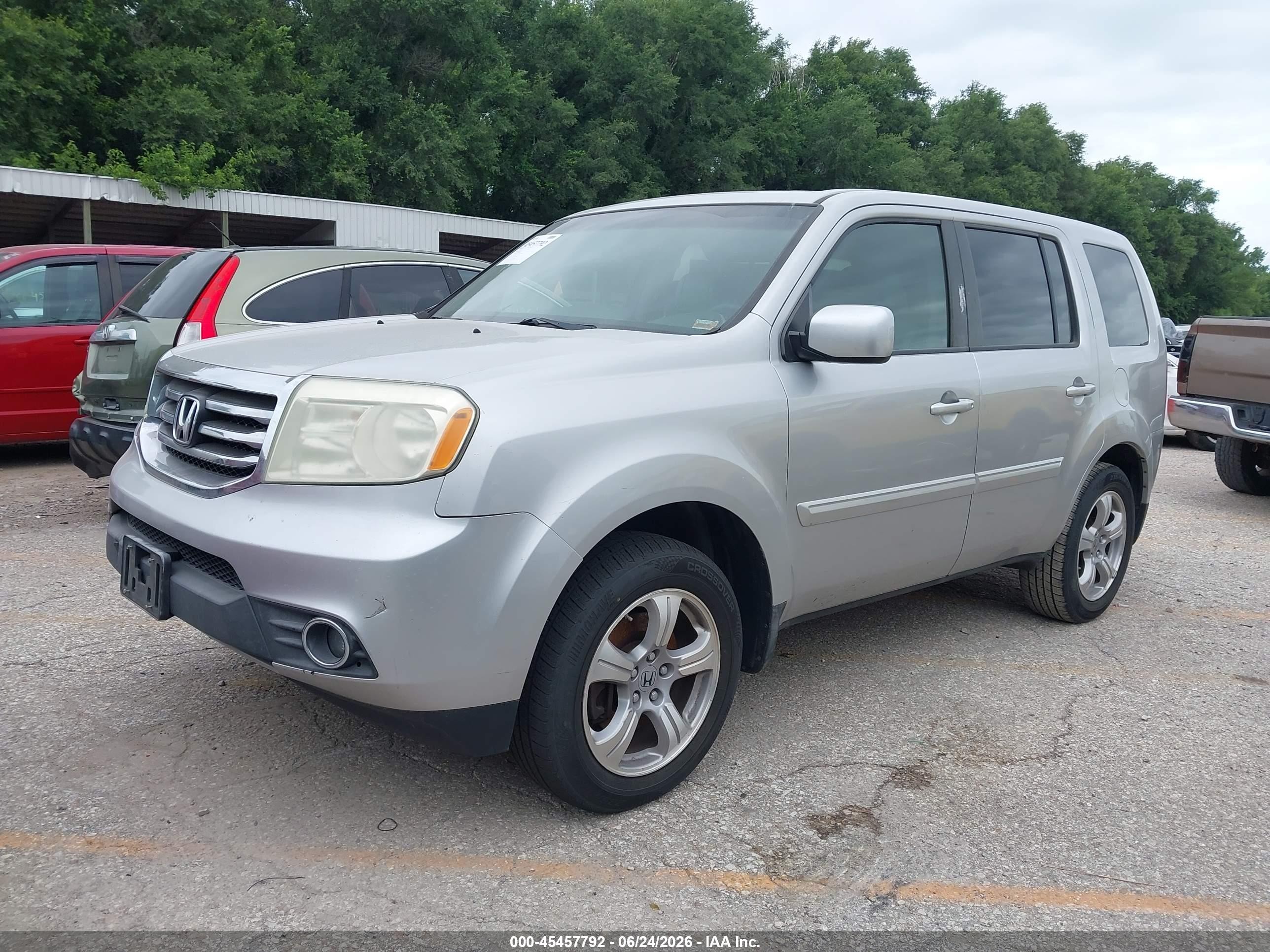 2013 Honda Pilot Ex-l Серебряный vin: 5FNYF3H65DB013670