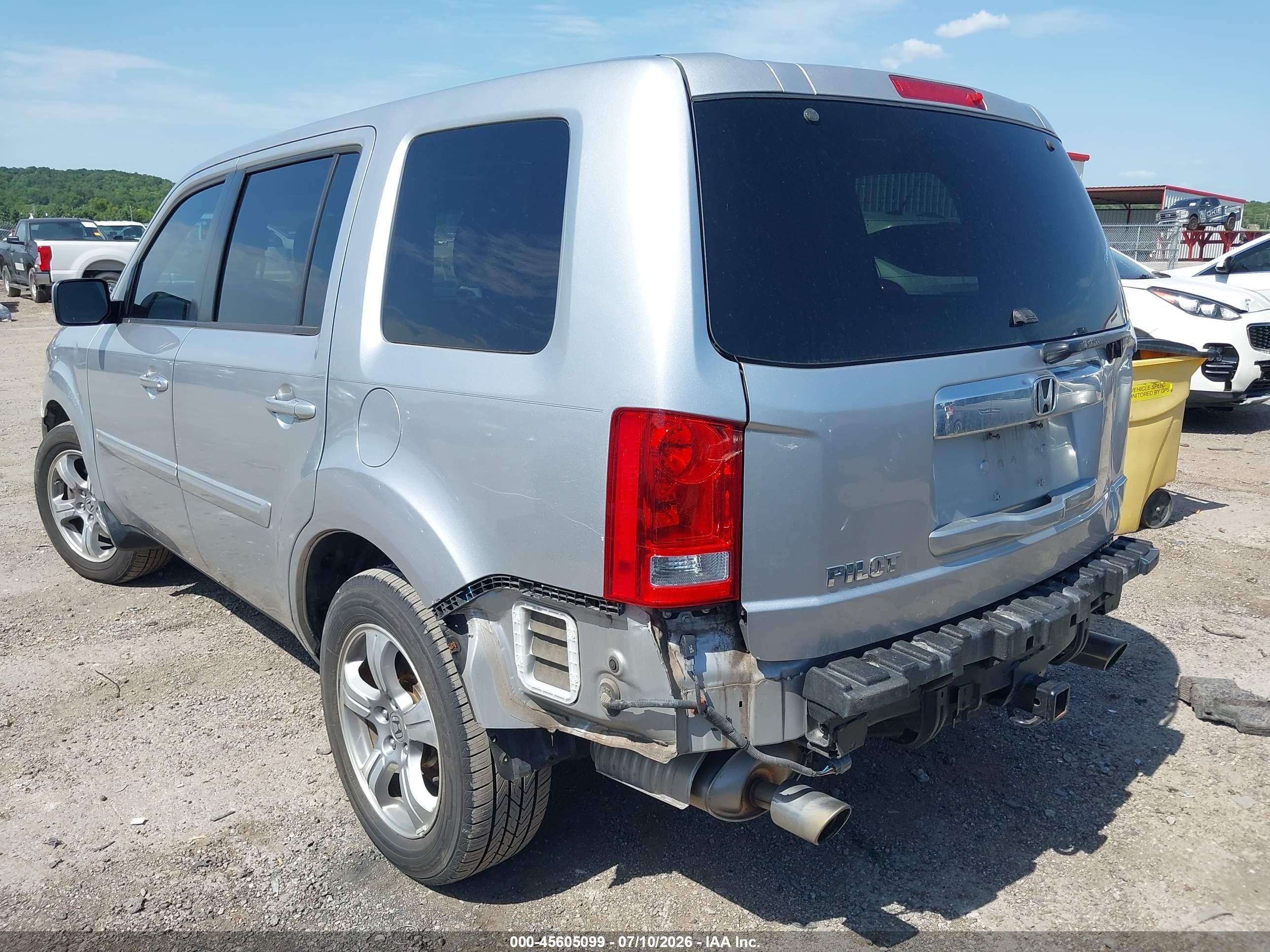 2014 Honda Pilot Ex-l Silver vin: 5FNYF3H65EB021852