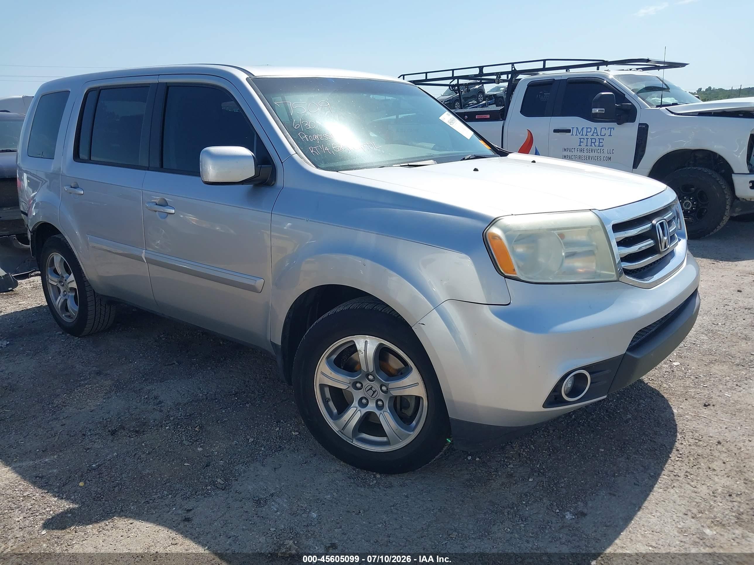 2014 Honda Pilot Ex-l Silver vin: 5FNYF3H65EB021852
