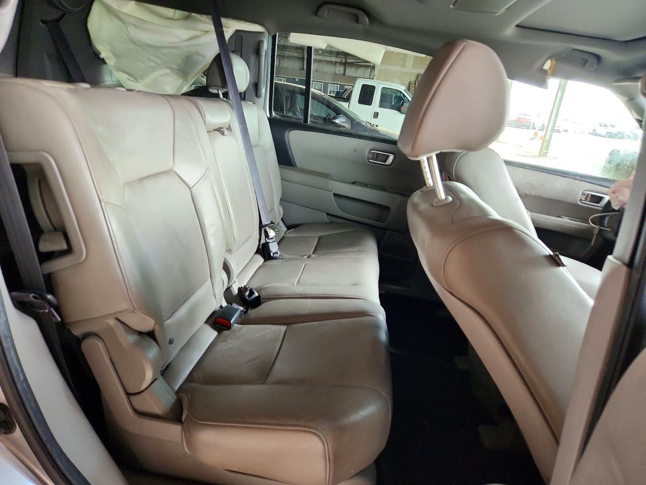 2011 Honda Pilot Exl Silver vin: 5FNYF3H66BB005543