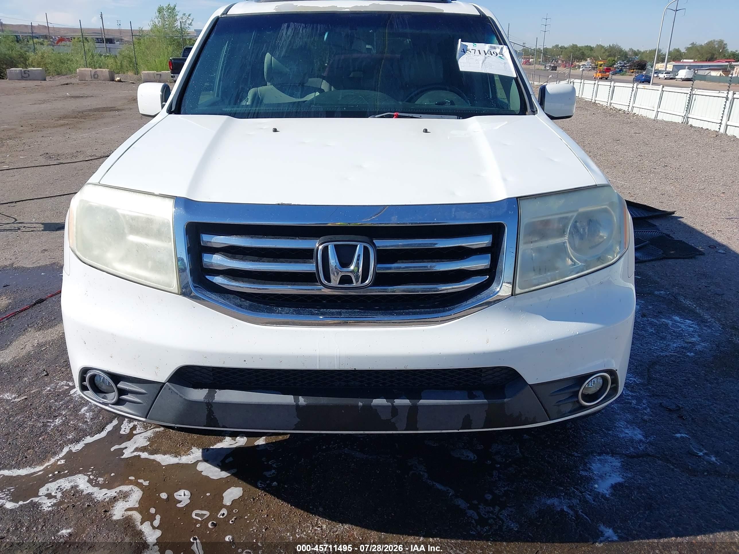 2013 Honda Pilot Ex-l White vin: 5FNYF3H68DB006230