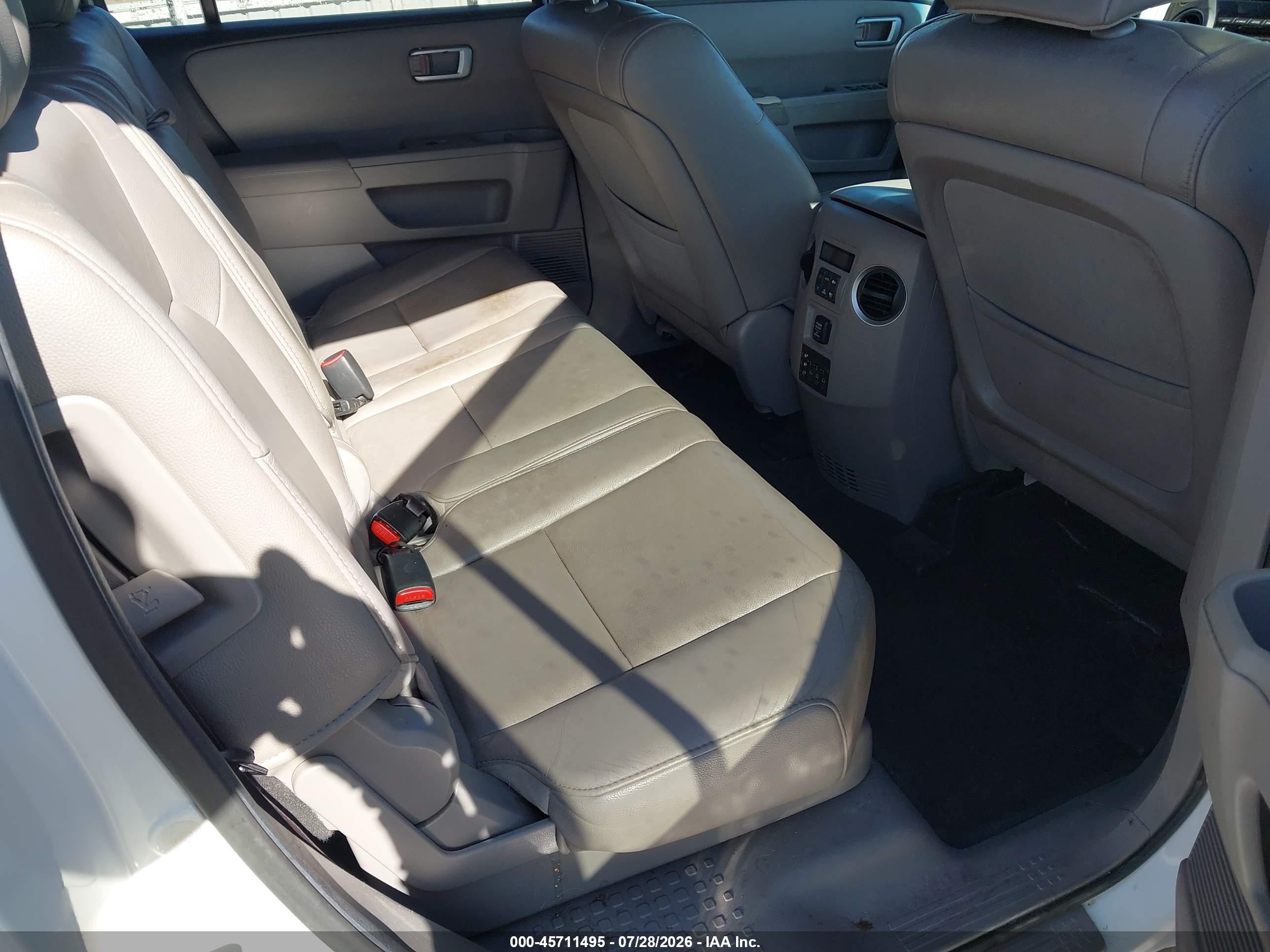 2013 Honda Pilot Ex-l White vin: 5FNYF3H68DB006230