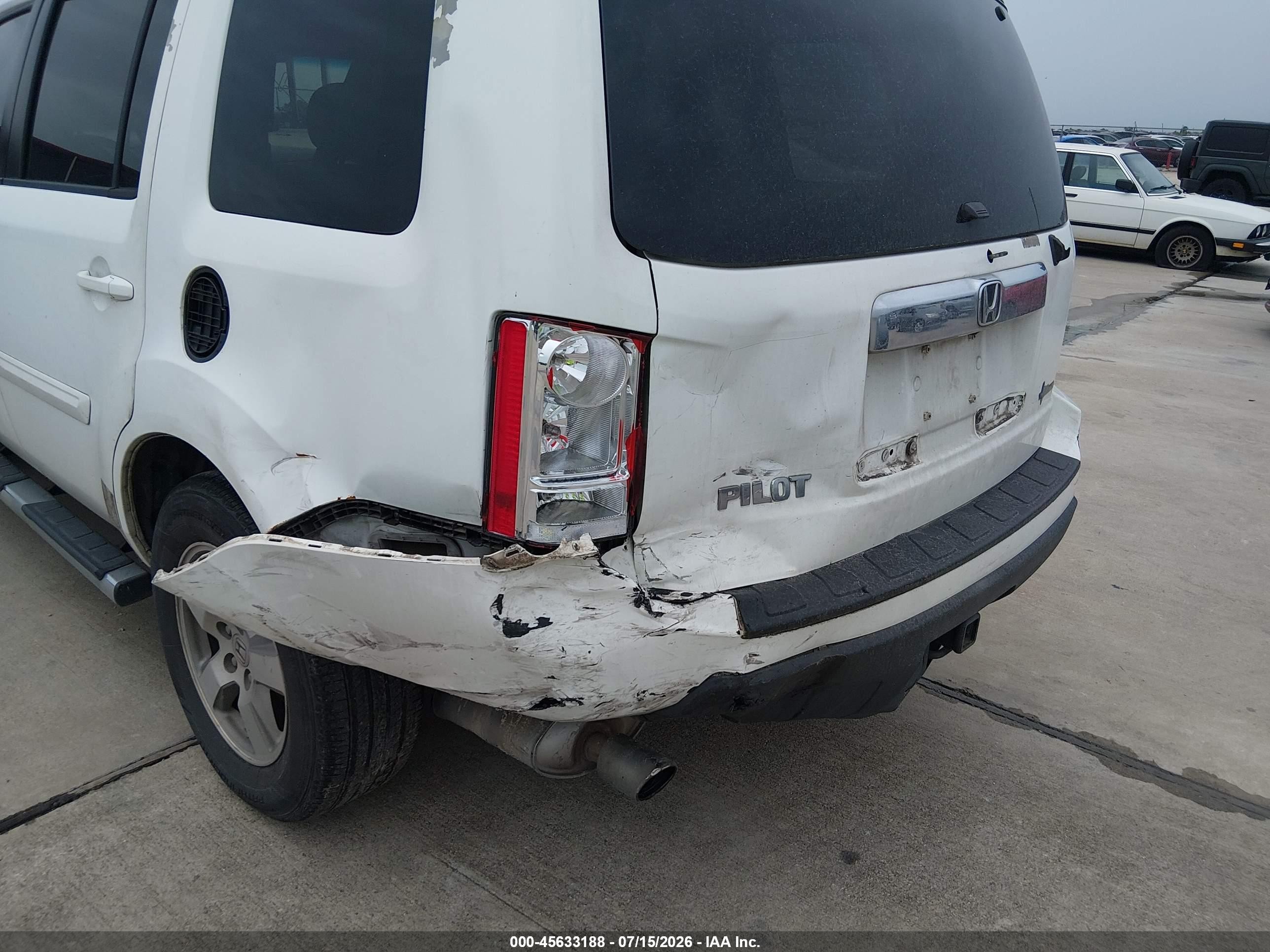 2011 Honda Pilot Ex-l White vin: 5FNYF3H69BB046300