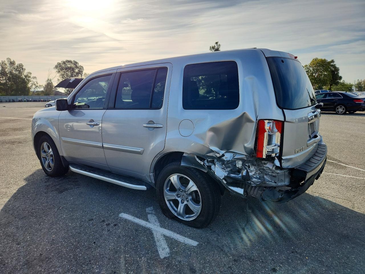 2012 Honda Pilot Exl Серебряный vin: 5FNYF3H6XCB018149