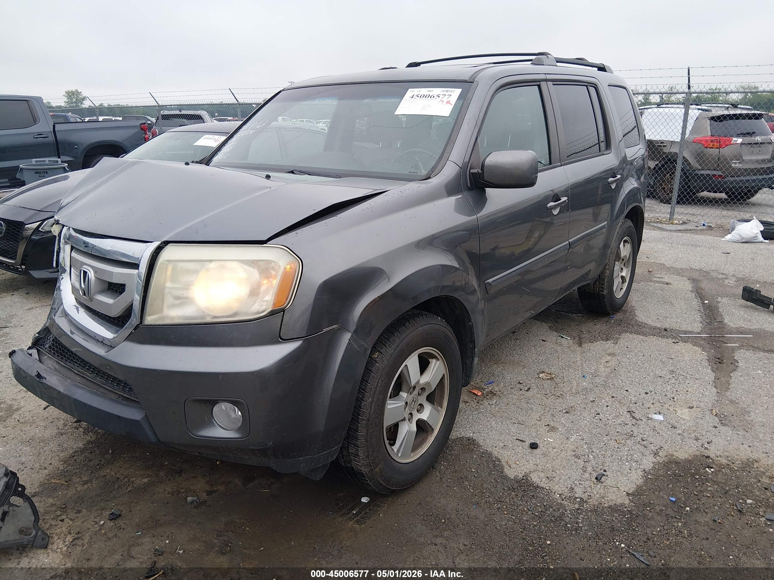 2011 Honda Pilot Ex-l Серый vin: 5FNYF3H70BB019804