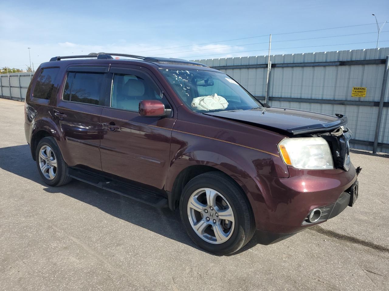 2014 Honda Pilot Exln Burgundy vin: 5FNYF3H71EB017029