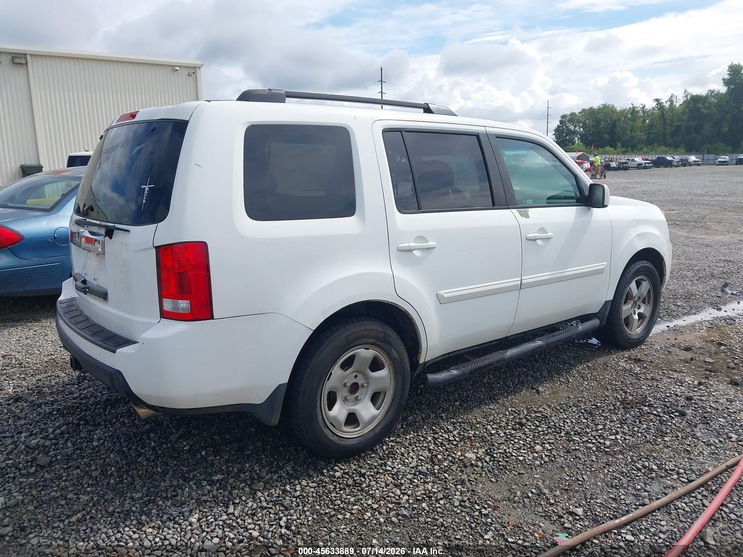 2011 Honda Pilot Ex-l White vin: 5FNYF3H72BB044994
