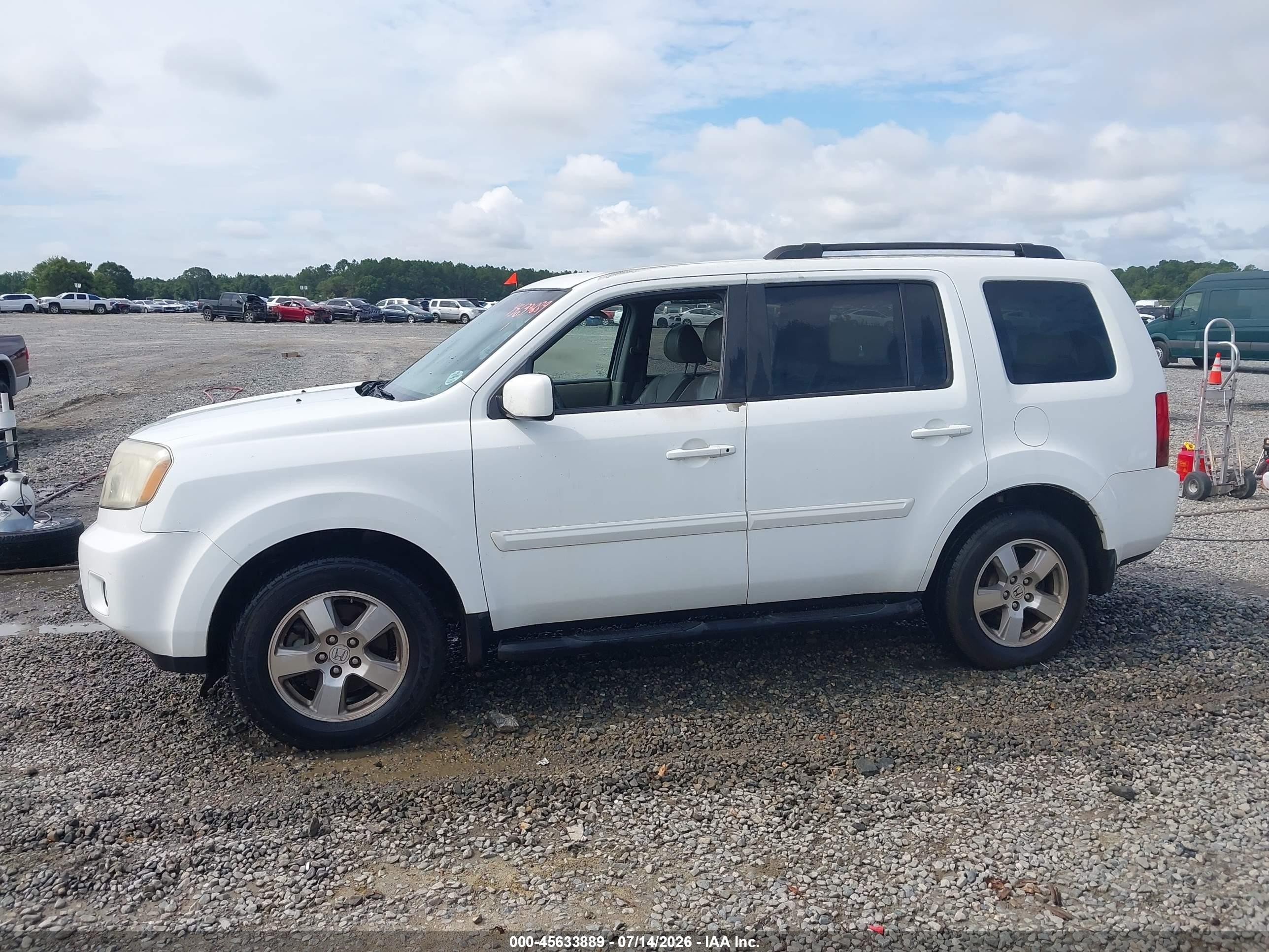 2011 Honda Pilot Ex-l White vin: 5FNYF3H72BB044994