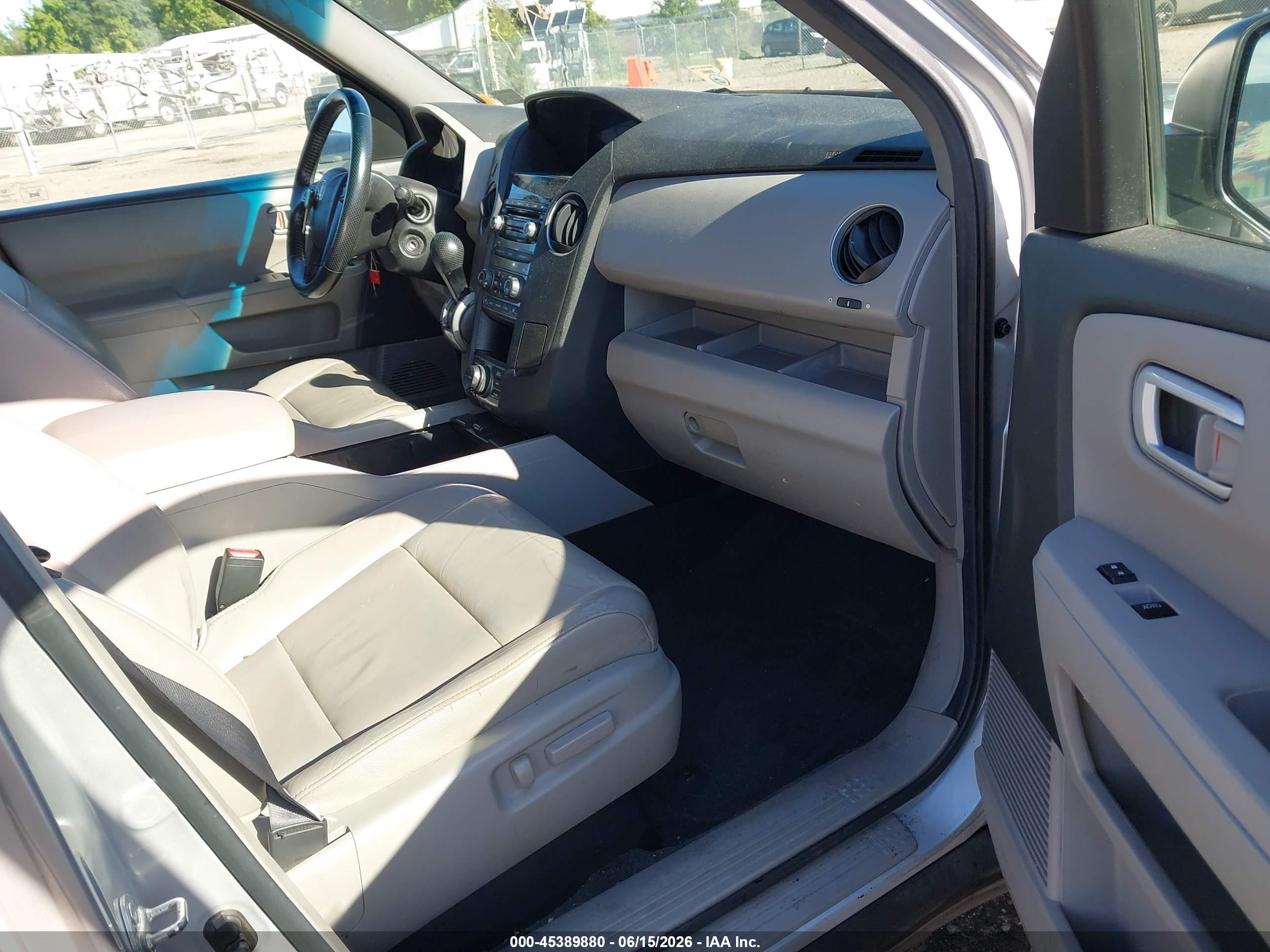 2012 Honda Pilot Ex-l Серебряный vin: 5FNYF3H73CB017188