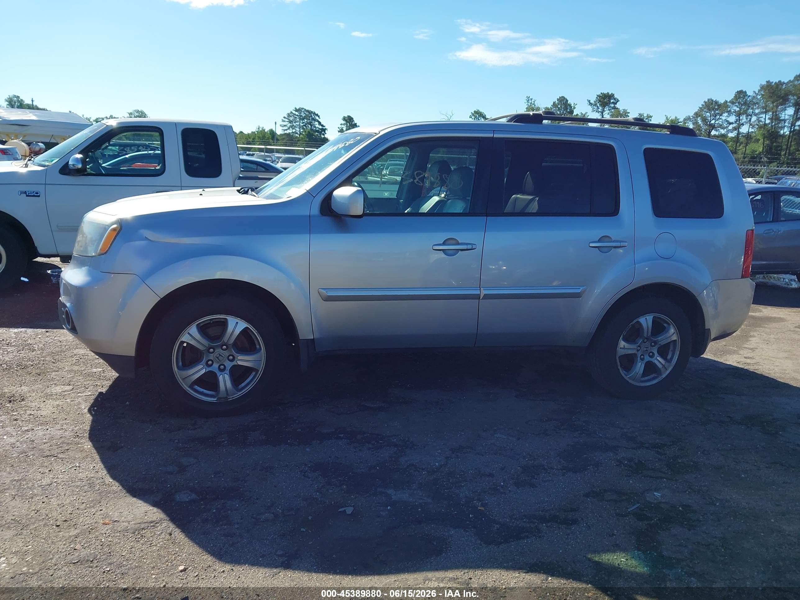 2012 Honda Pilot Ex-l Серебряный vin: 5FNYF3H73CB017188