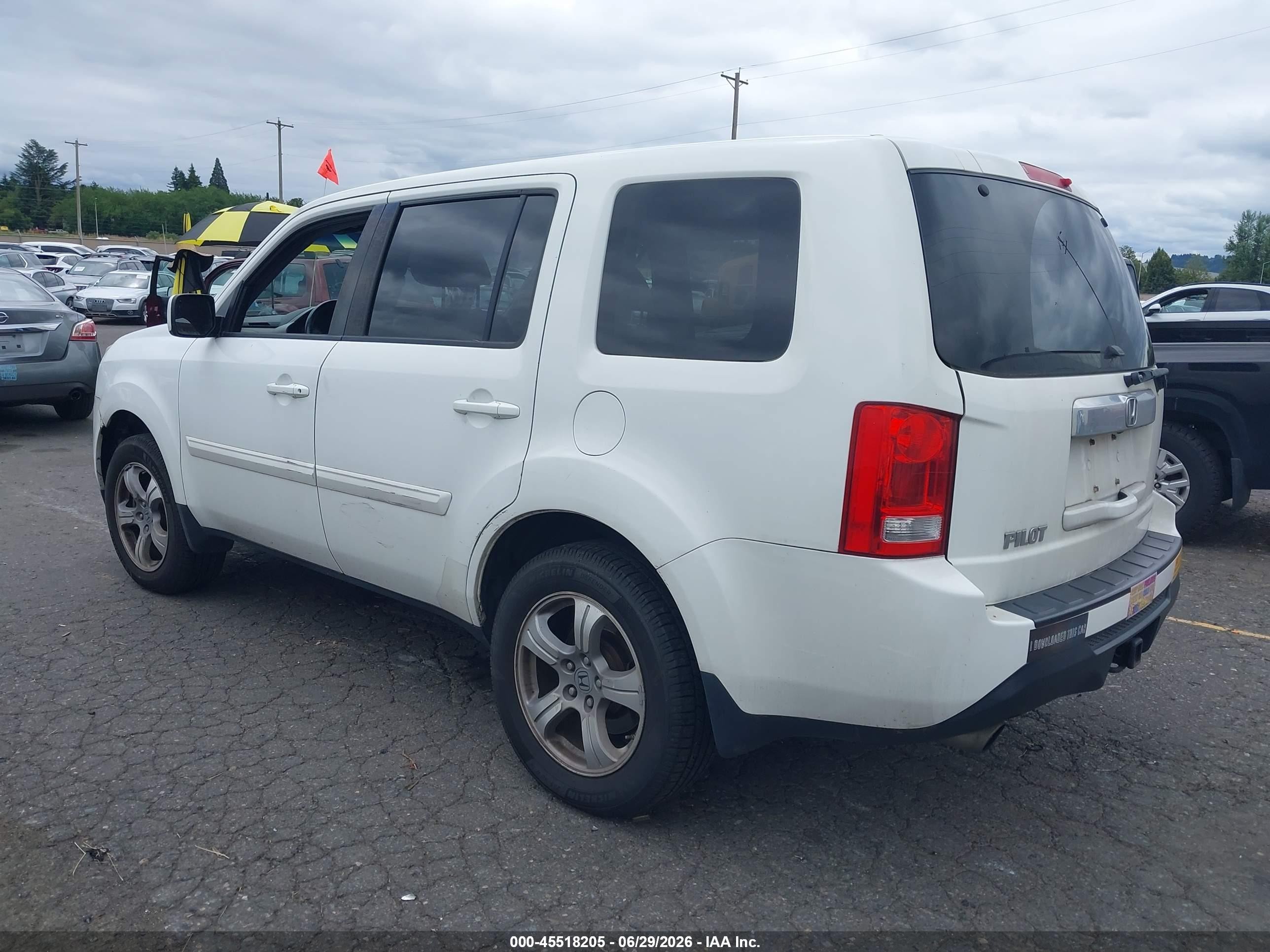 2012 Honda Pilot Ex-l White vin: 5FNYF3H73CB044164