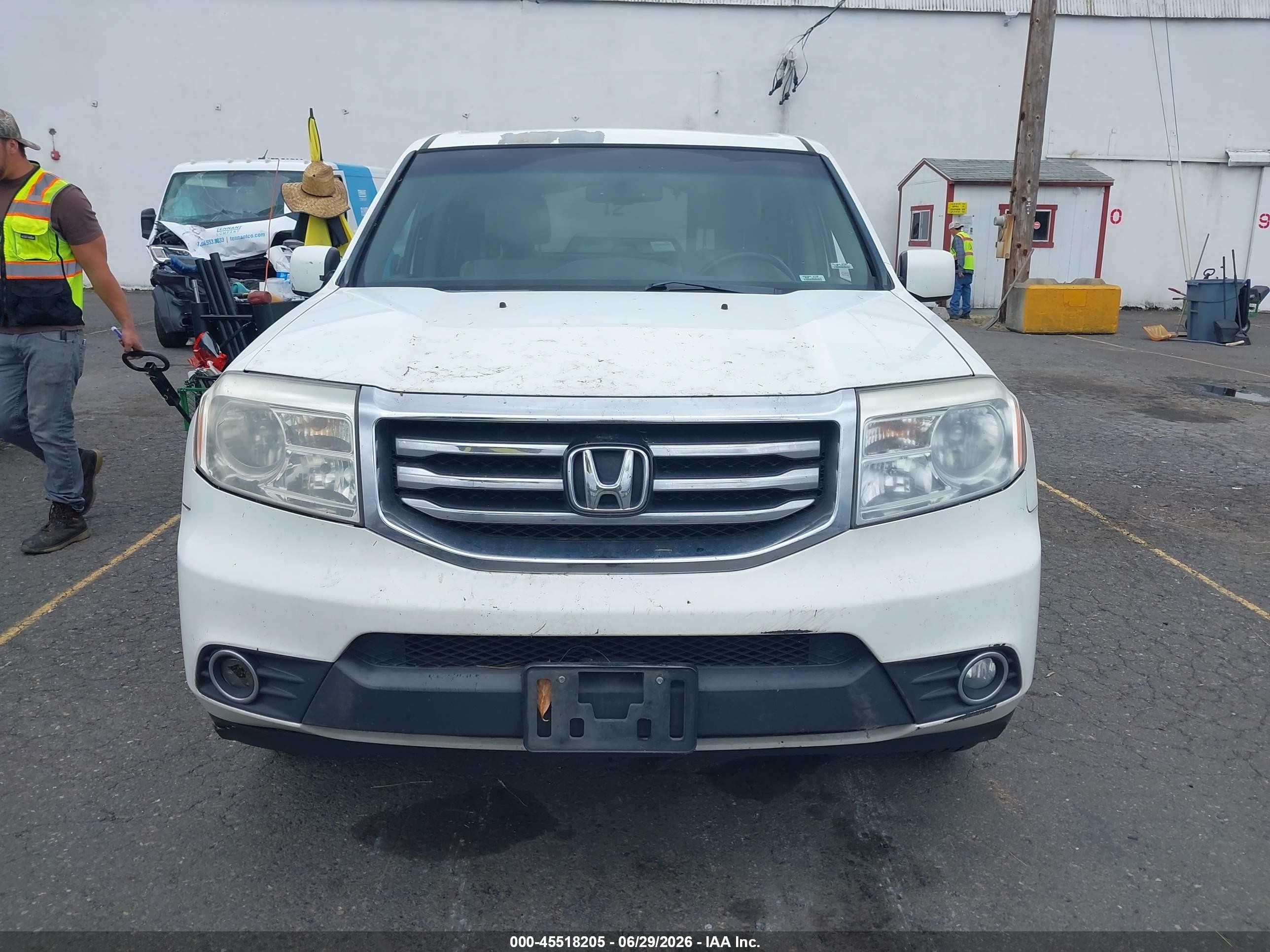 2012 Honda Pilot Ex-l White vin: 5FNYF3H73CB044164