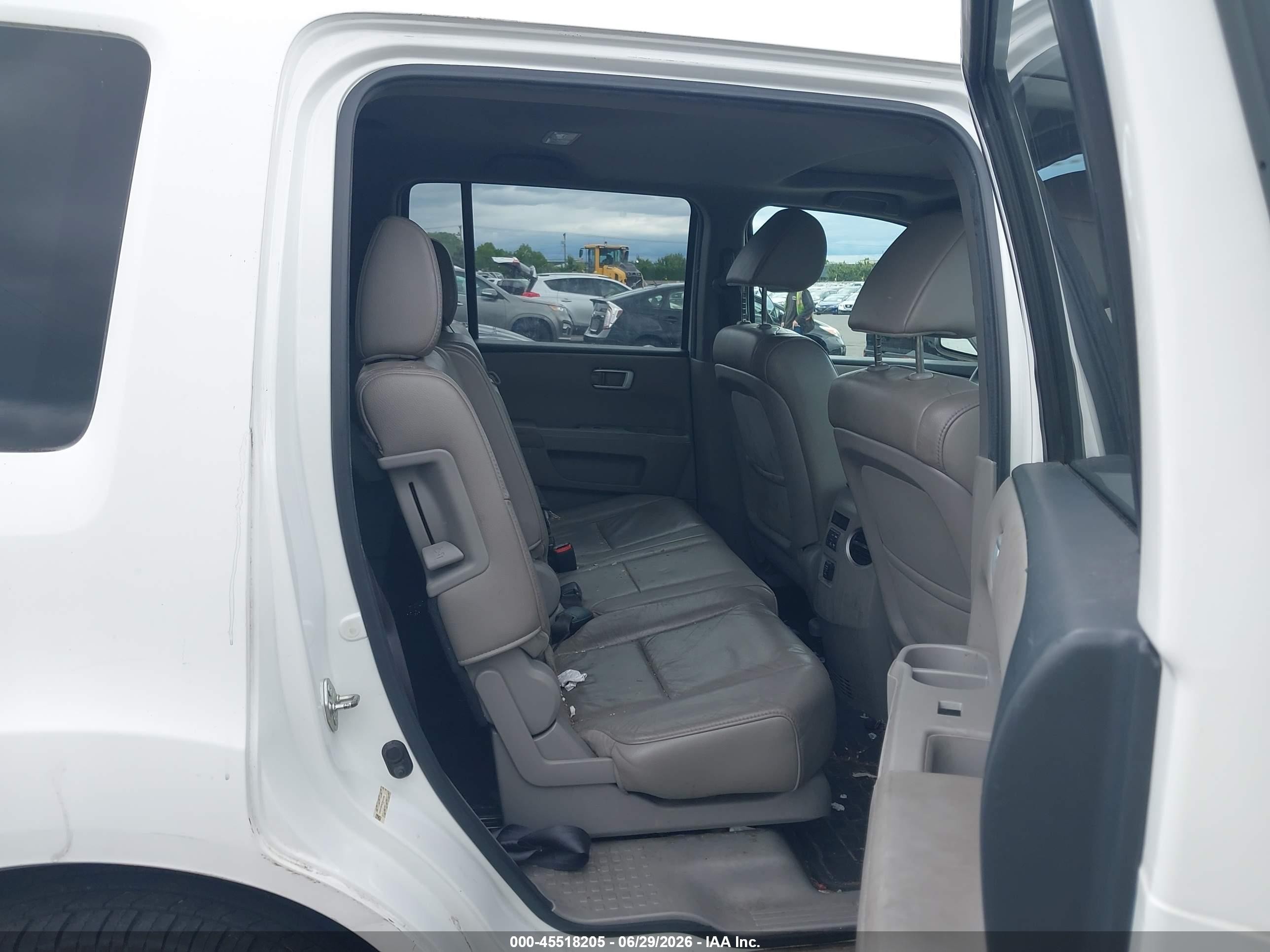 2012 Honda Pilot Ex-l White vin: 5FNYF3H73CB044164