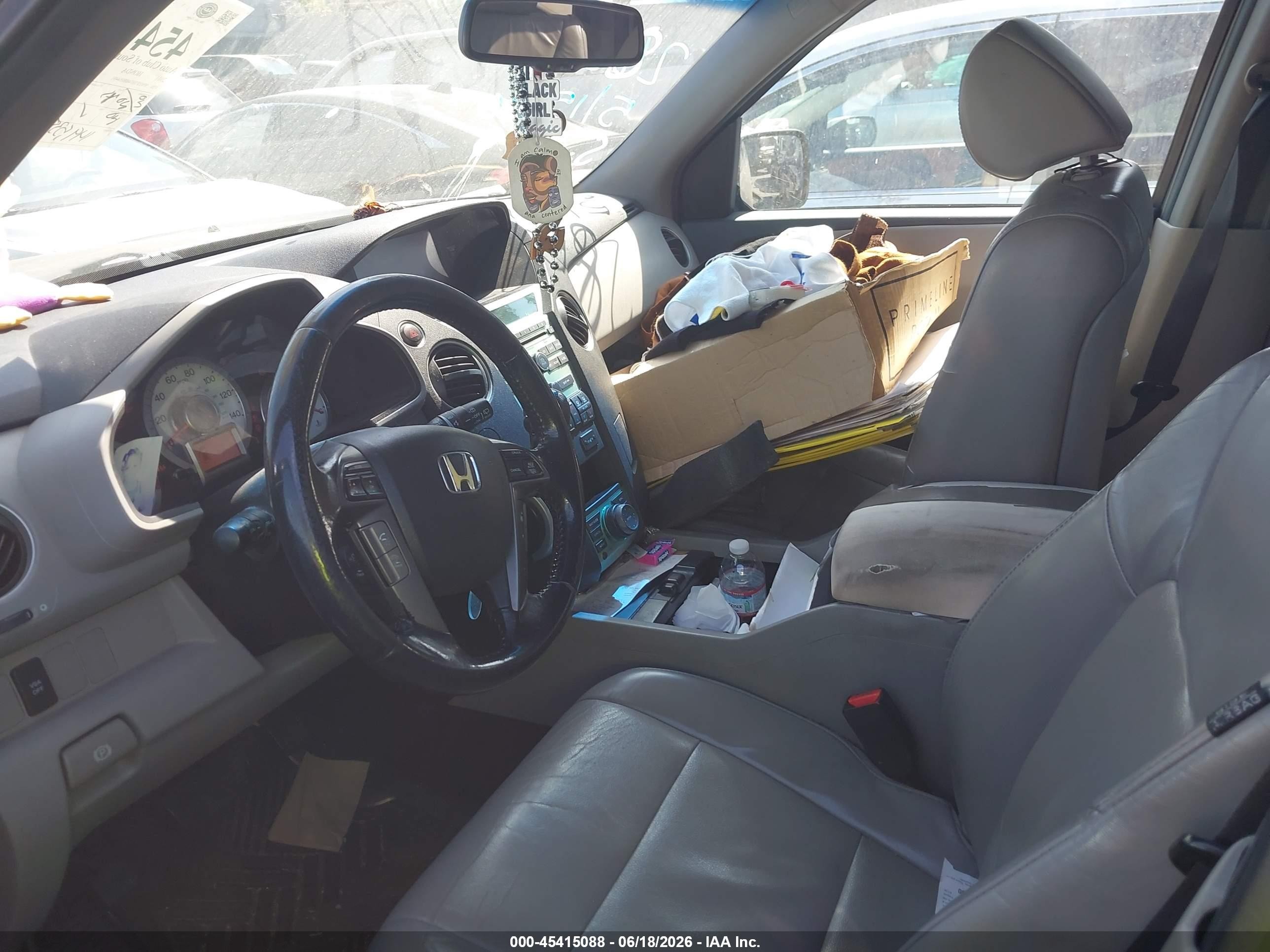 2011 Honda Pilot Ex-l Gray vin: 5FNYF3H74BB054491