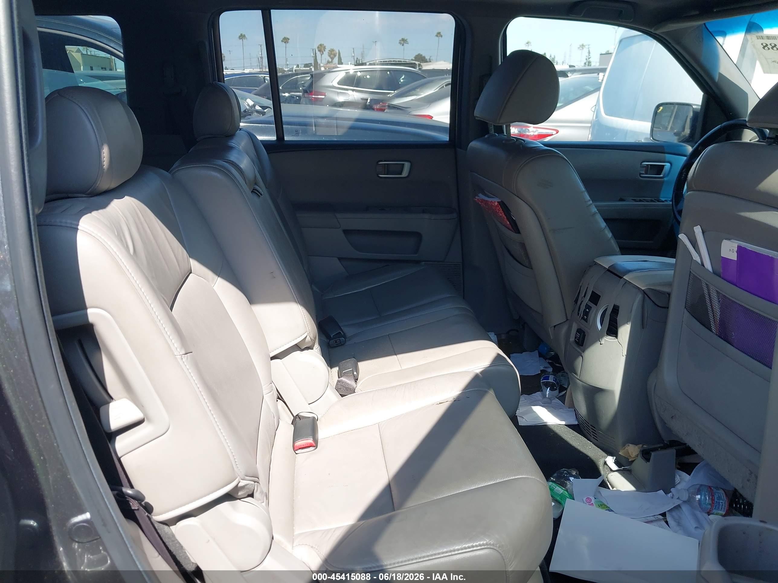 2011 Honda Pilot Ex-l Gray vin: 5FNYF3H74BB054491