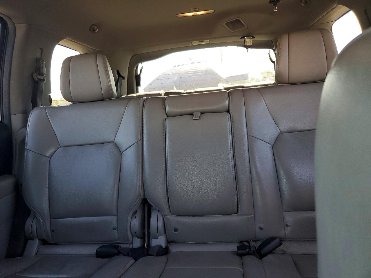 2012 Honda Pilot Exln Gray vin: 5FNYF3H74CB031925