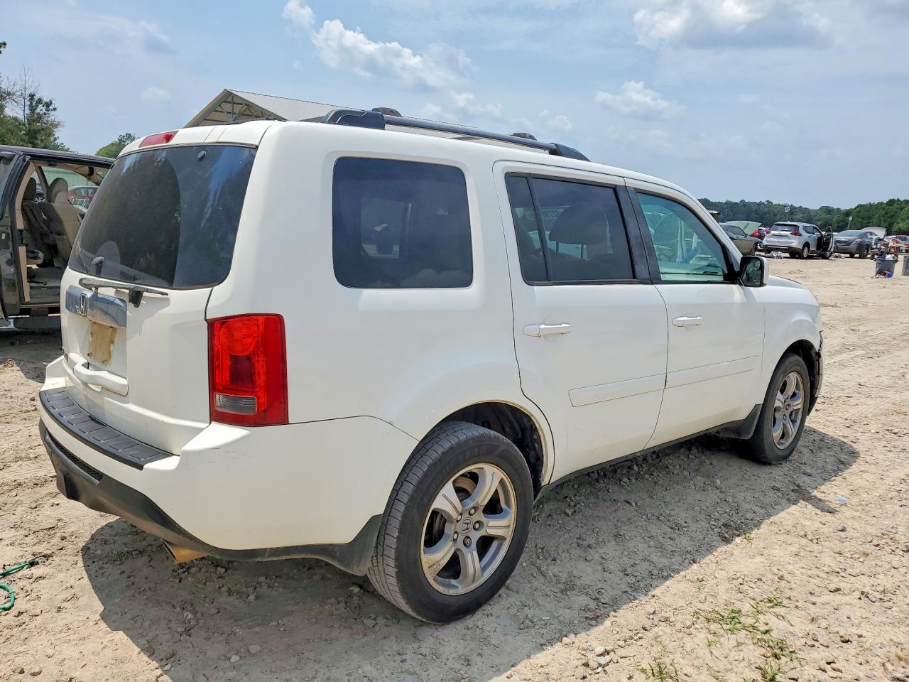 2013 Honda Pilot Exln White vin: 5FNYF3H75DB003939