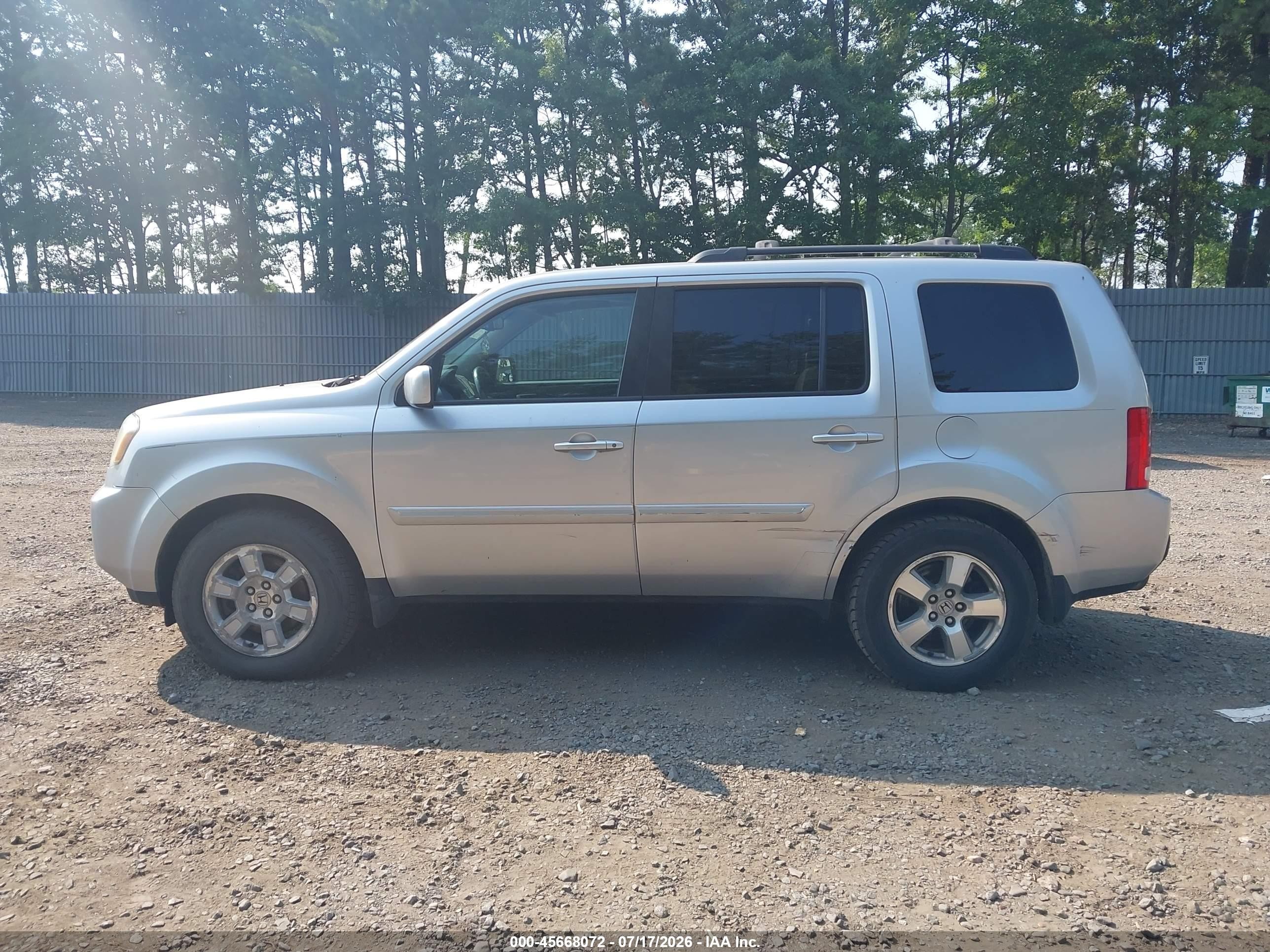 2011 Honda Pilot Ex-l Серебряный vin: 5FNYF3H76BB012713